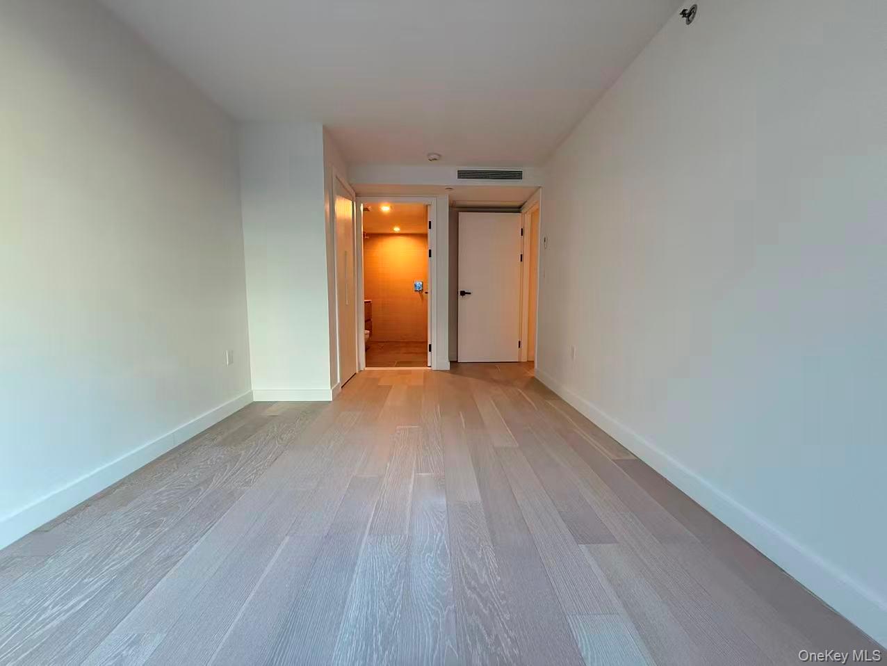 #10 photo, 14449 Northern Boulevard, クイーンズ区 Flushing , NY 11354