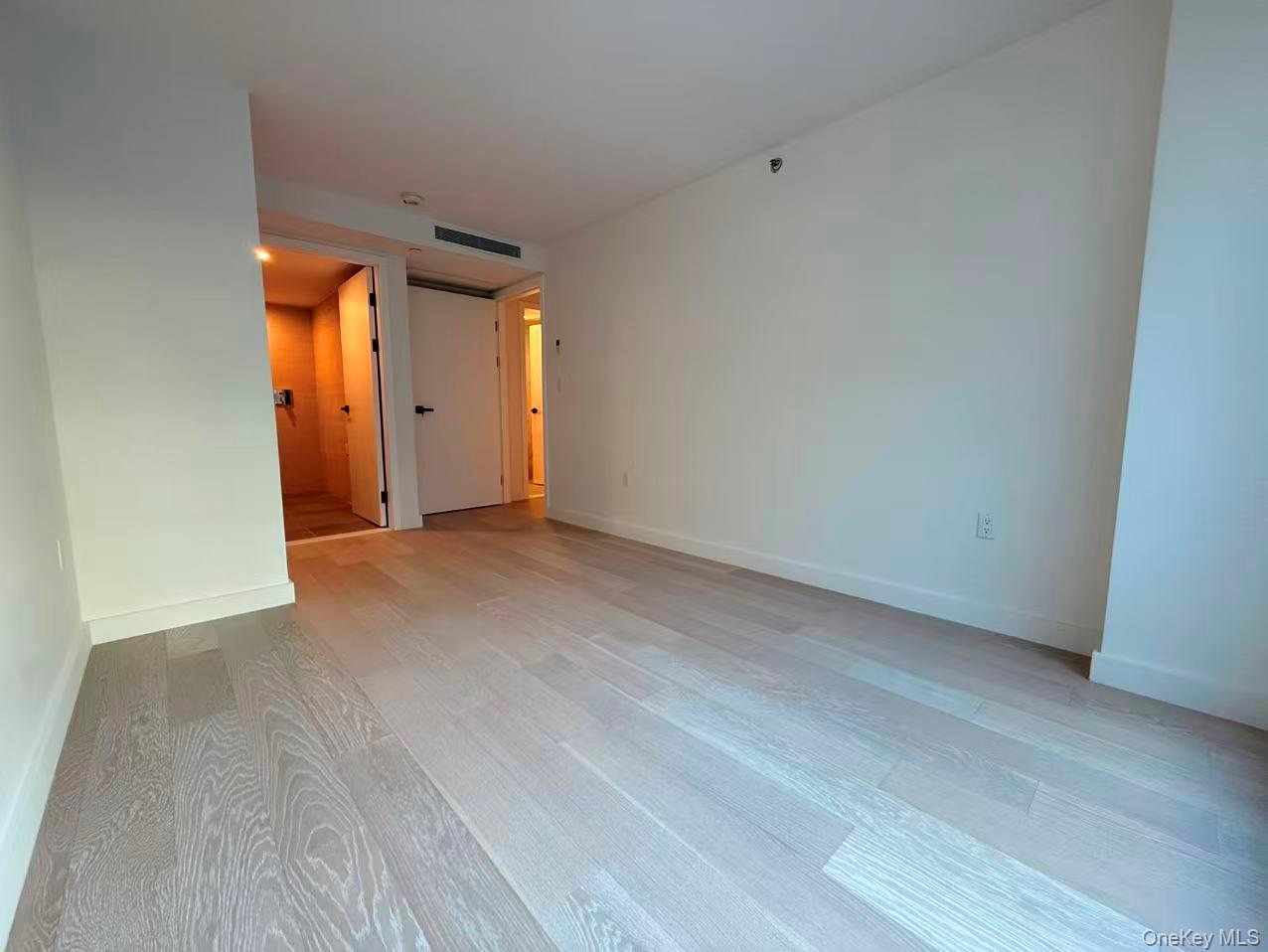 #9 photo, 14449 Northern Boulevard, クイーンズ区 Flushing , NY 11354