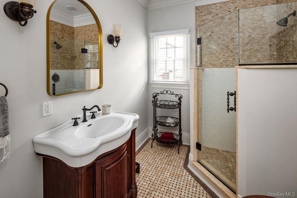 #12 photo, 24 Loines Avenue, নাসাউ কাউন্টি Merrick , NY 11566