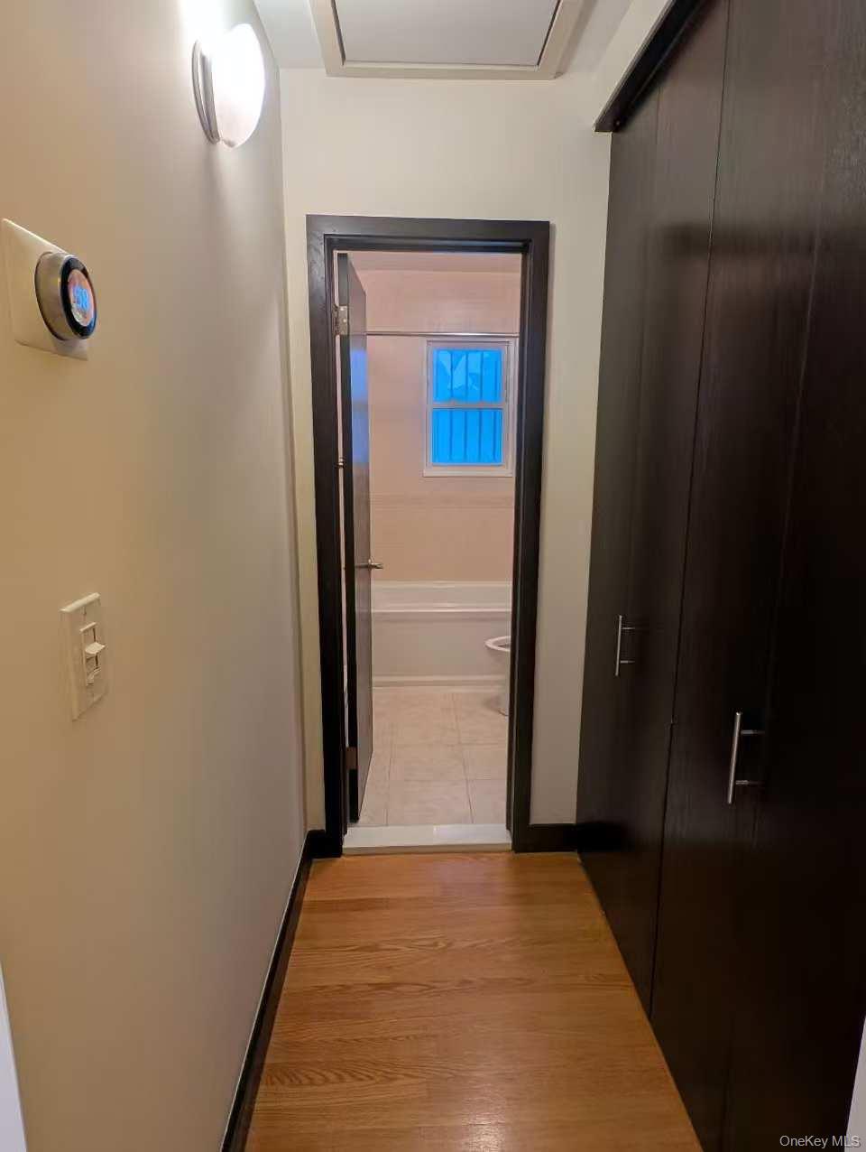 #12 photo, 6408 213th Street, クイーンズ区 Oakland Gardens , NY 11364