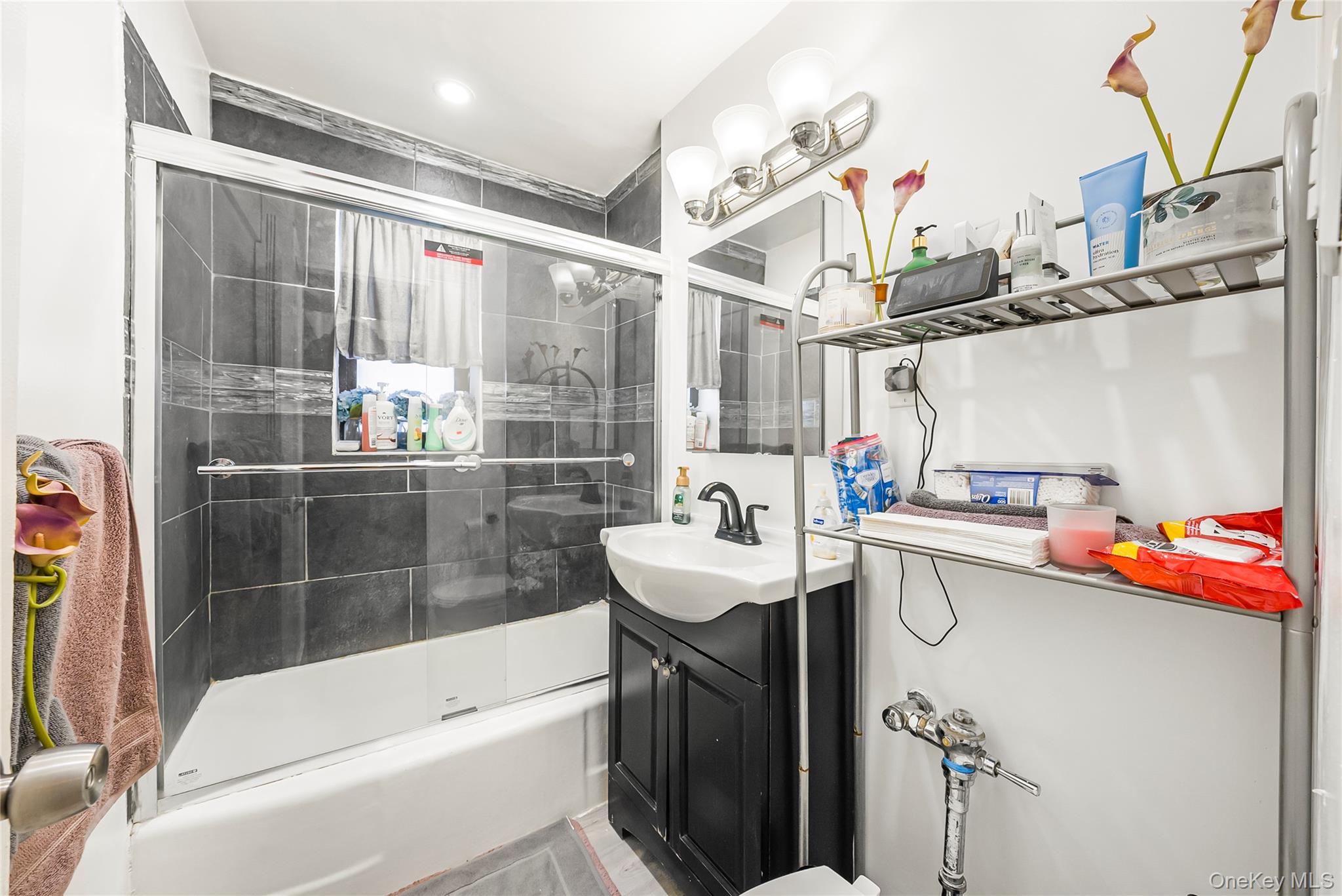 #7 photo, Fisher Dr 1, Fleetwood , NY 10552