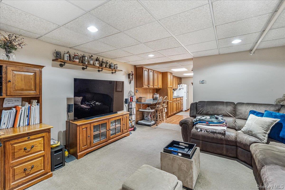 #13 photo, 2724 166th Street, Flushing , NY 11358