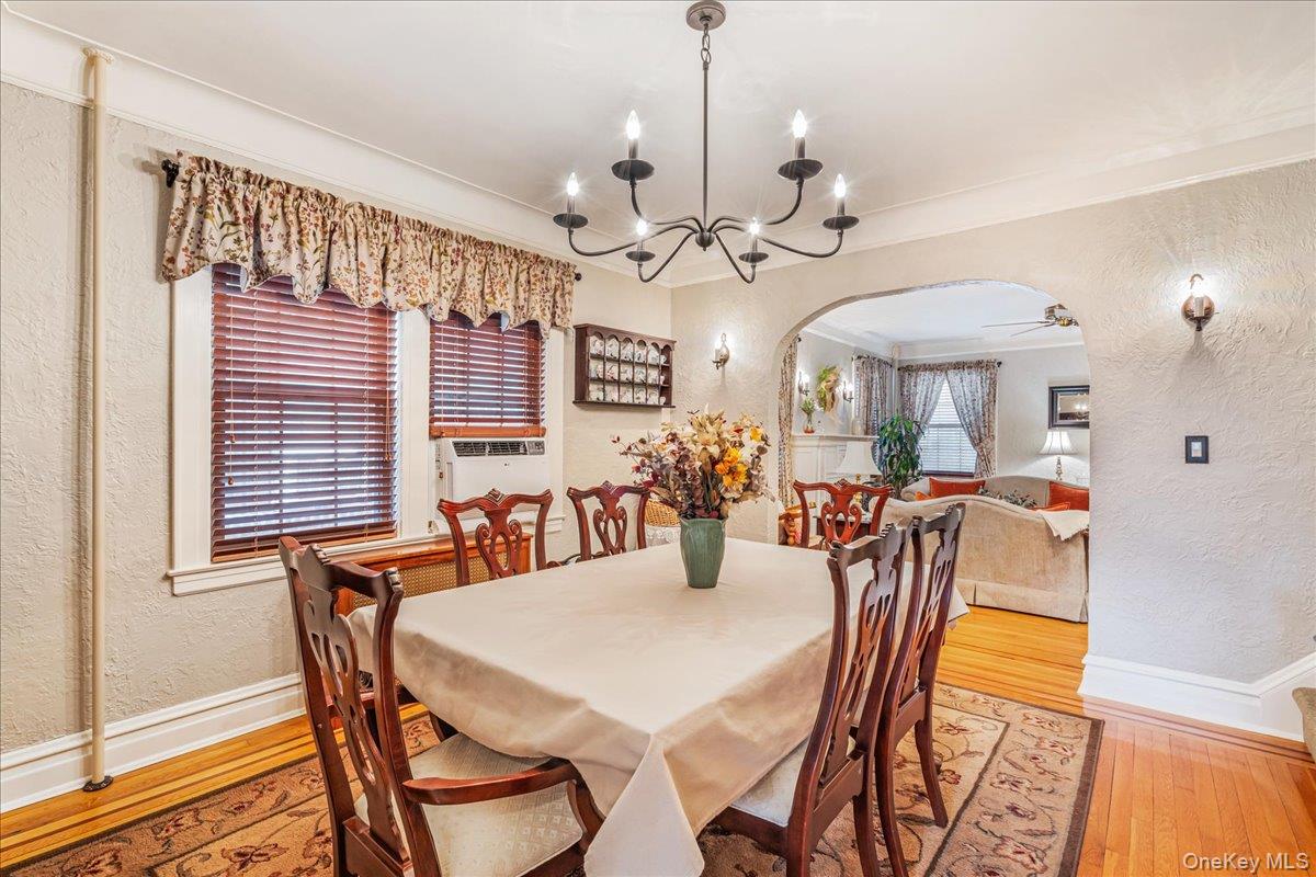 #7 photo, 2724 166th Street, Flushing , NY 11358