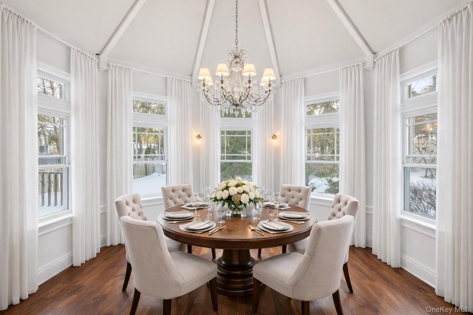 #15 photo, 161 Seaman Neck Road, 东长岛 Dix Hills , NY 11746