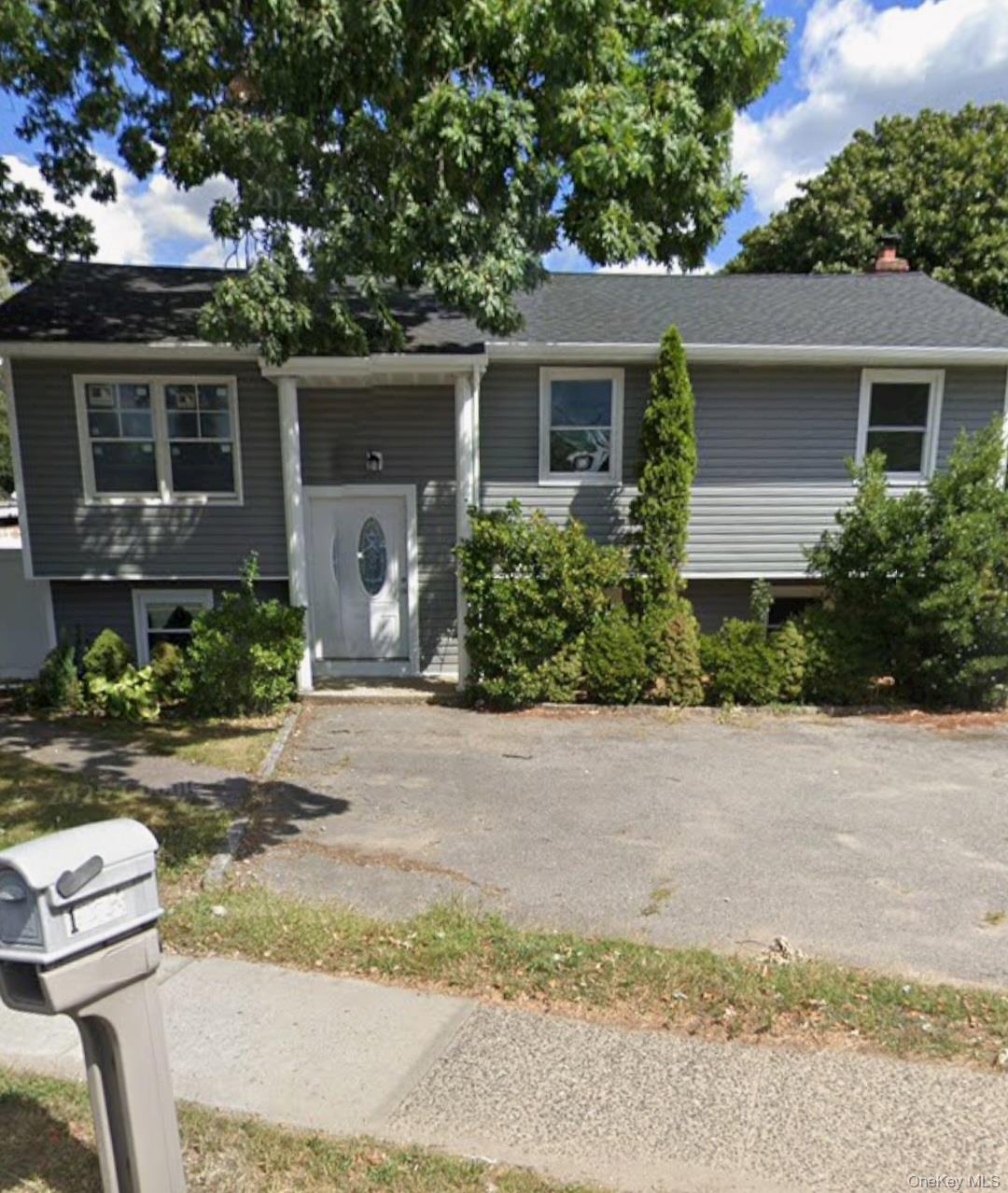 #1 photo, 1400 Straight Path, Wyandanch , NY 11798