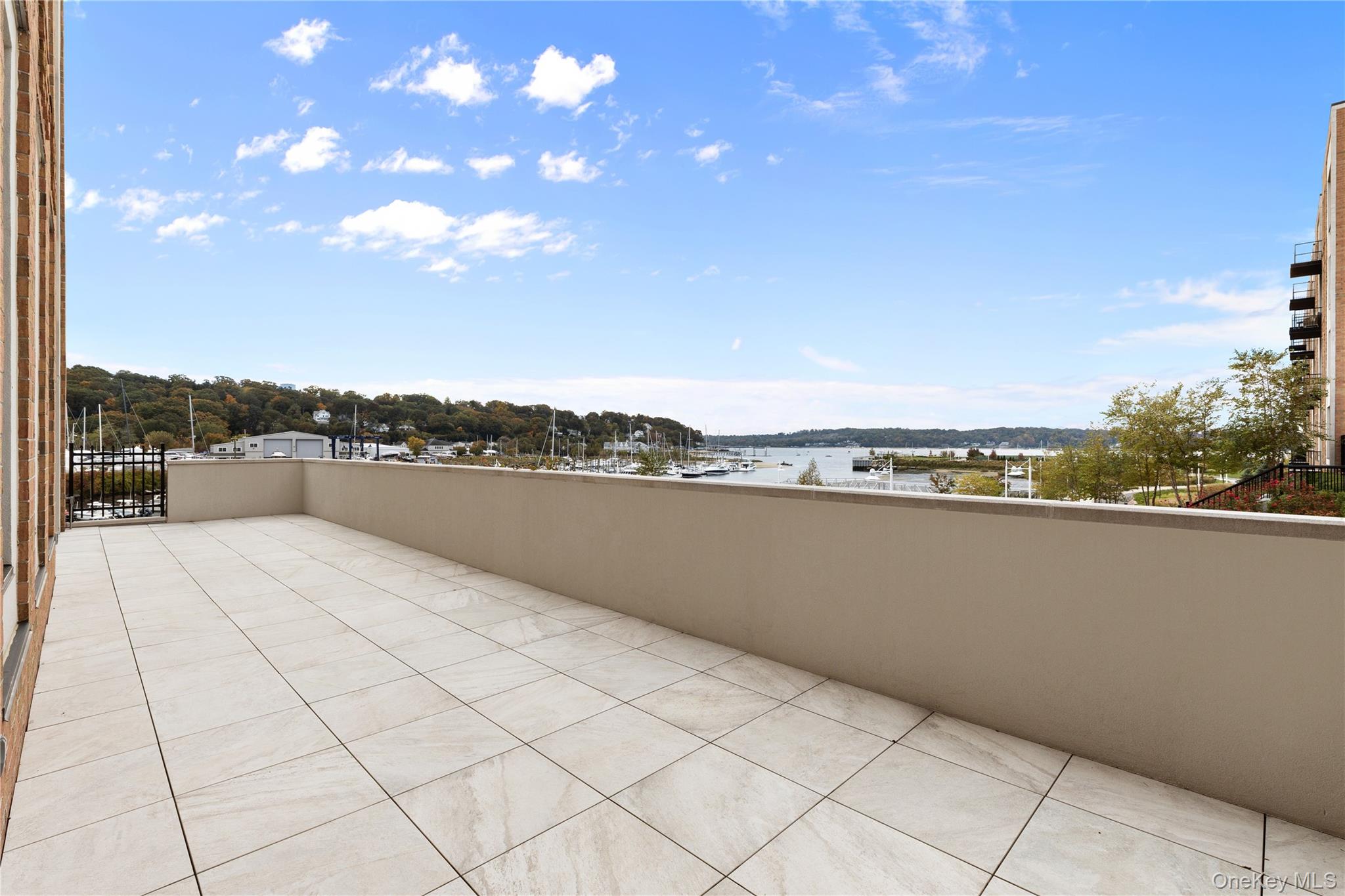 #8 photo, 100 Garvies Point Road, নাসাউ কাউন্টি Glen Cove , NY 11542