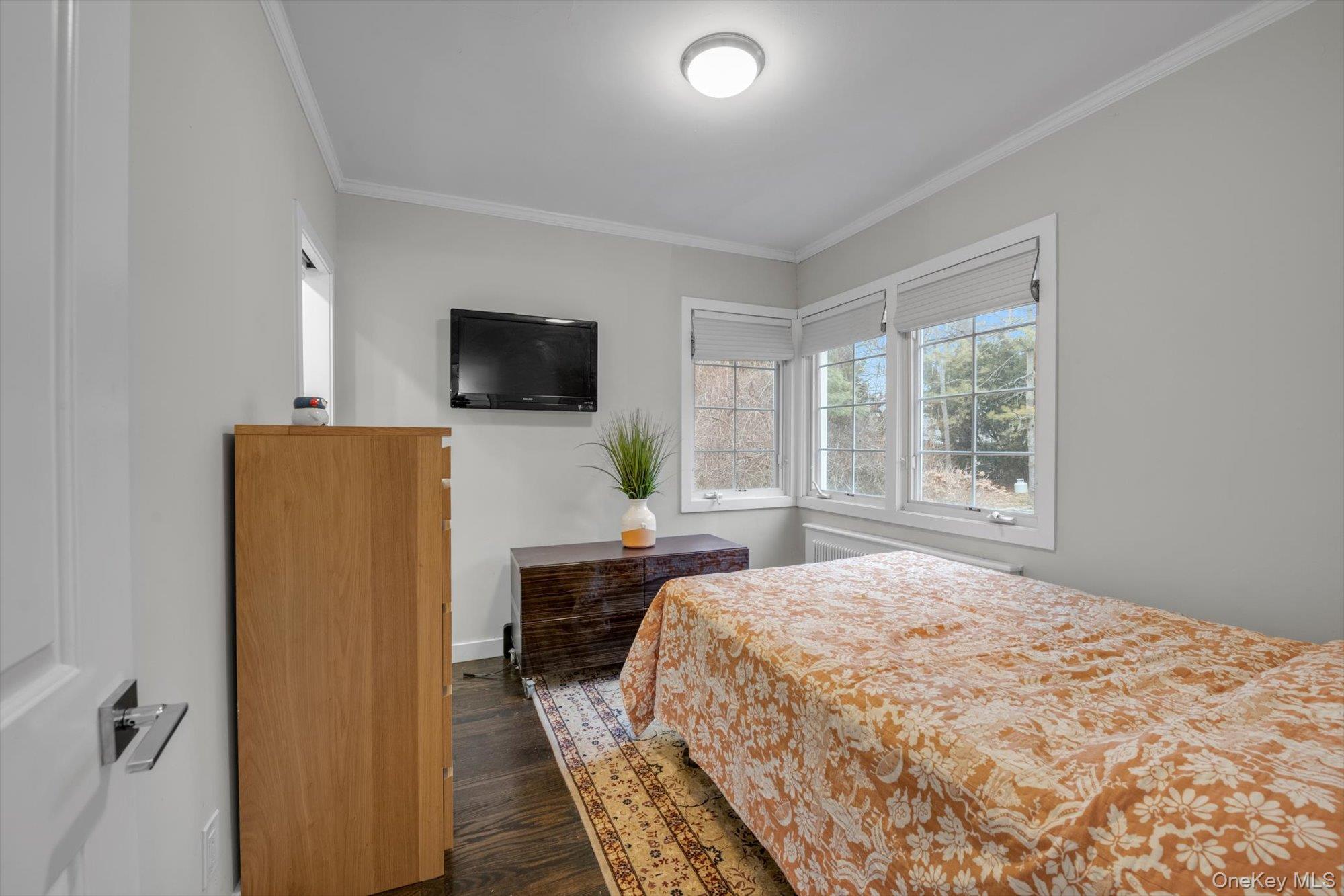 #13 photo, 1357 Boxwood Drive, নাসাউ কাউন্টি Hewlett Harbor , NY 11557