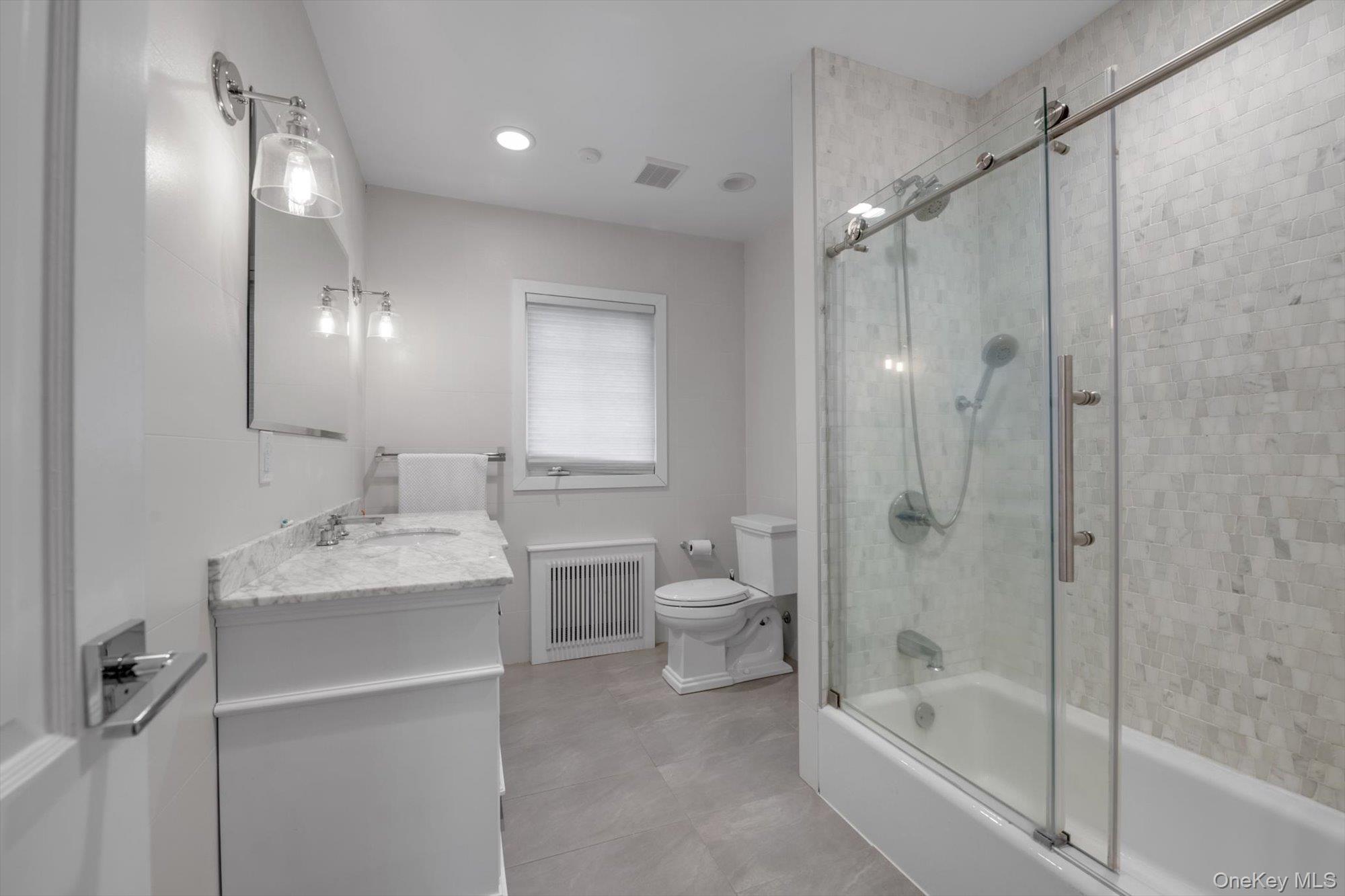 #20 photo, 1357 Boxwood Drive, নাসাউ কাউন্টি Hewlett Harbor , NY 11557