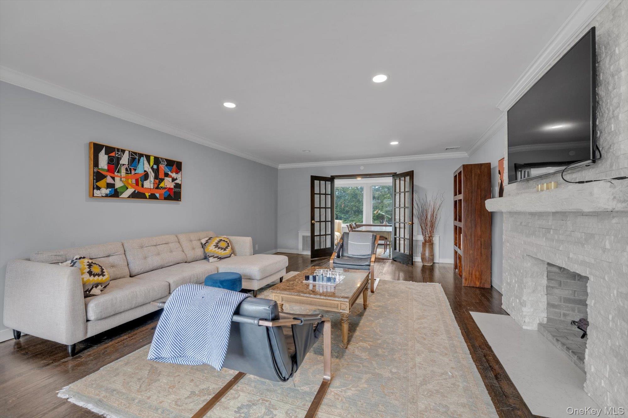 #3 photo, 1357 Boxwood Drive, নাসাউ কাউন্টি Hewlett Harbor , NY 11557