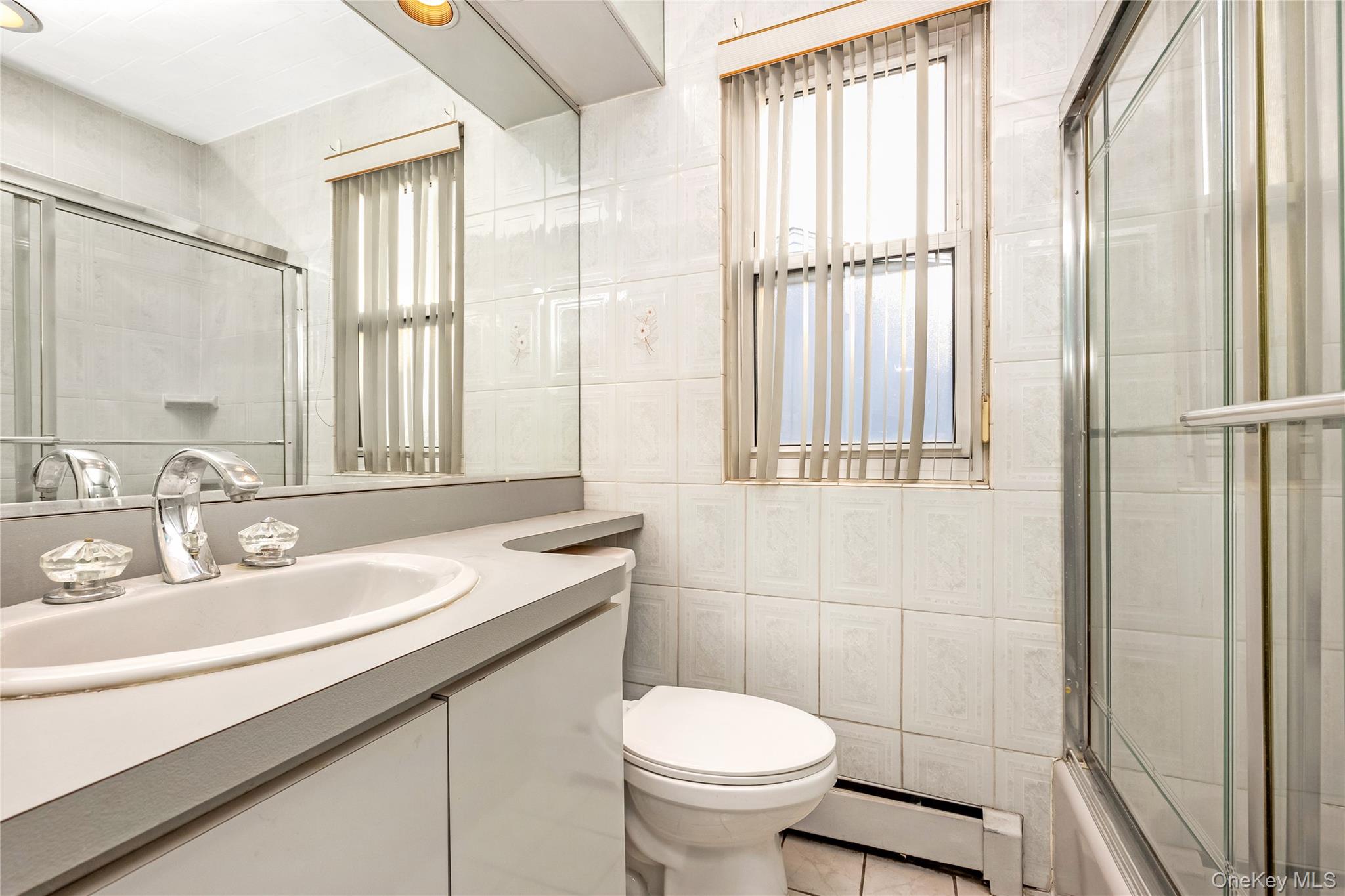 #11 photo, 32 Sunset Avenue, নাসাউ কাউন্টি Farmingdale , NY 11735