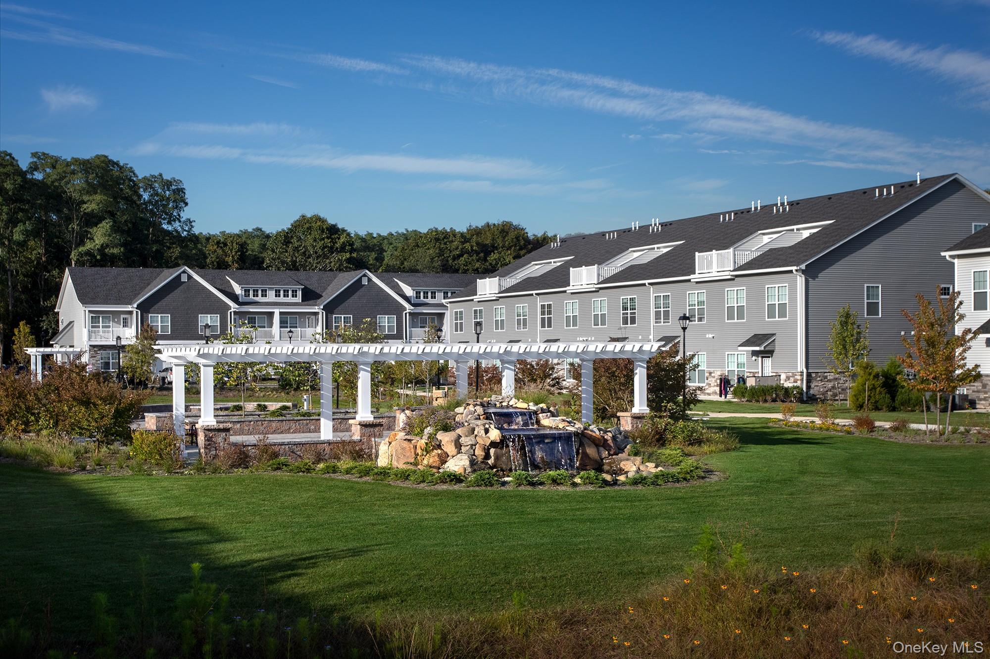 #1 photo, 495 Middle Country Road, सफ़ोक काउंटी Selden , NY 11784