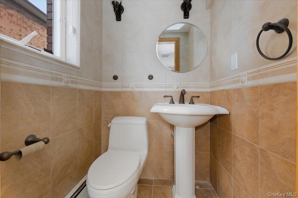 #13 photo, 15920 82nd Street, 皇后区 Howard Beach , NY 11414