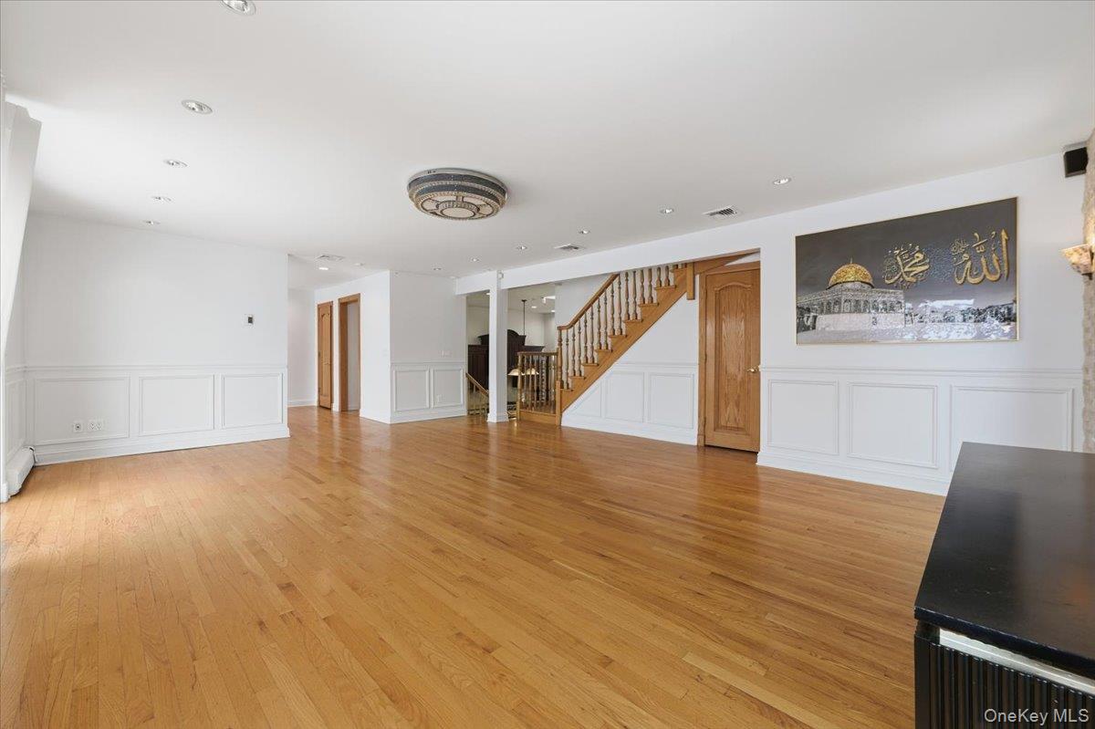 #2 photo, 15920 82nd Street, 皇后区 Howard Beach , NY 11414