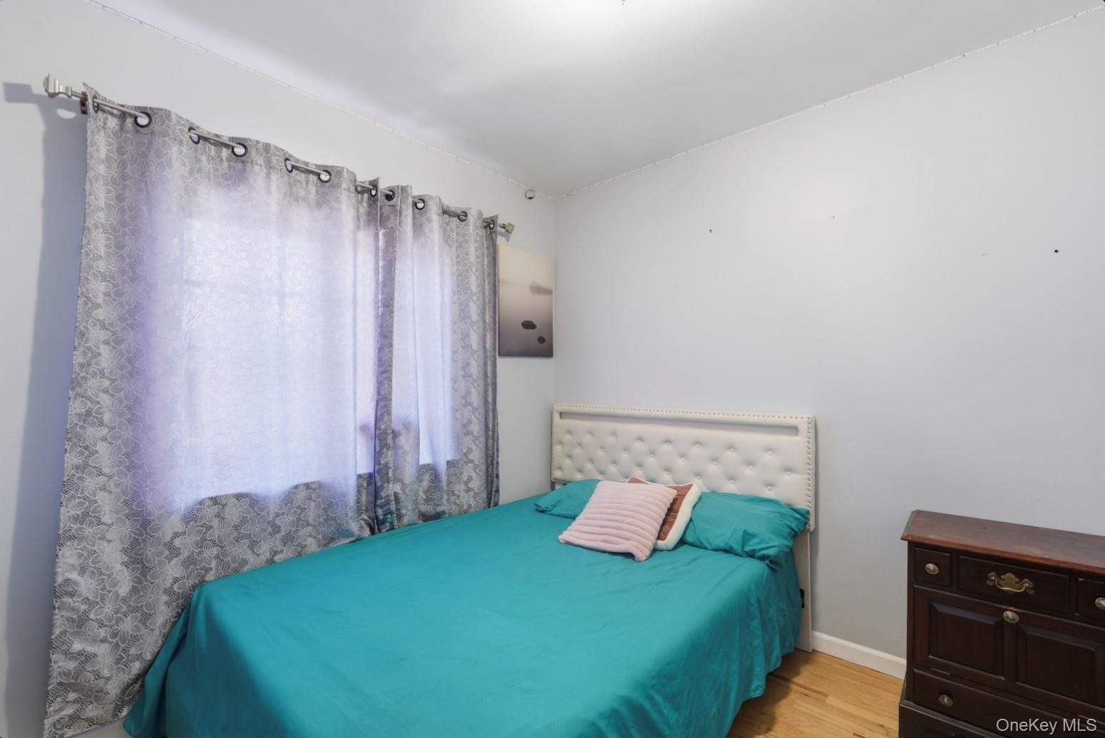 #10 photo, 6027 78th Avenue, كوينز Glendale , NY 11385