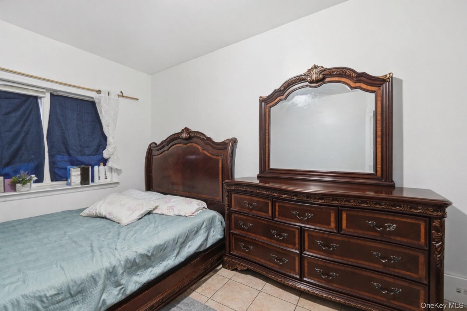 #20 photo, 6027 78th Avenue, كوينز Glendale , NY 11385