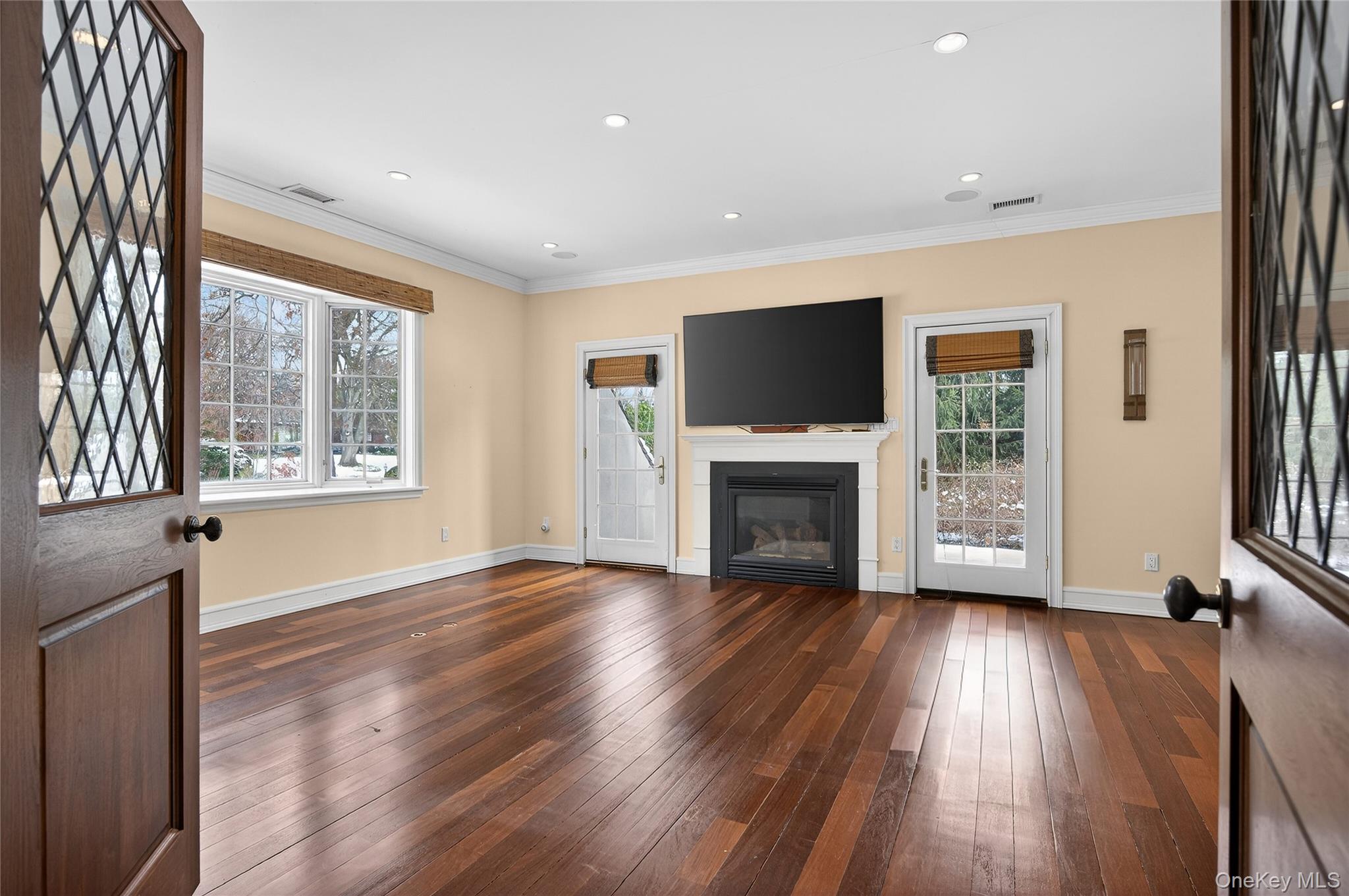 #14 photo, 220 Elderfields Road, 长岛 Manhasset , NY 11030