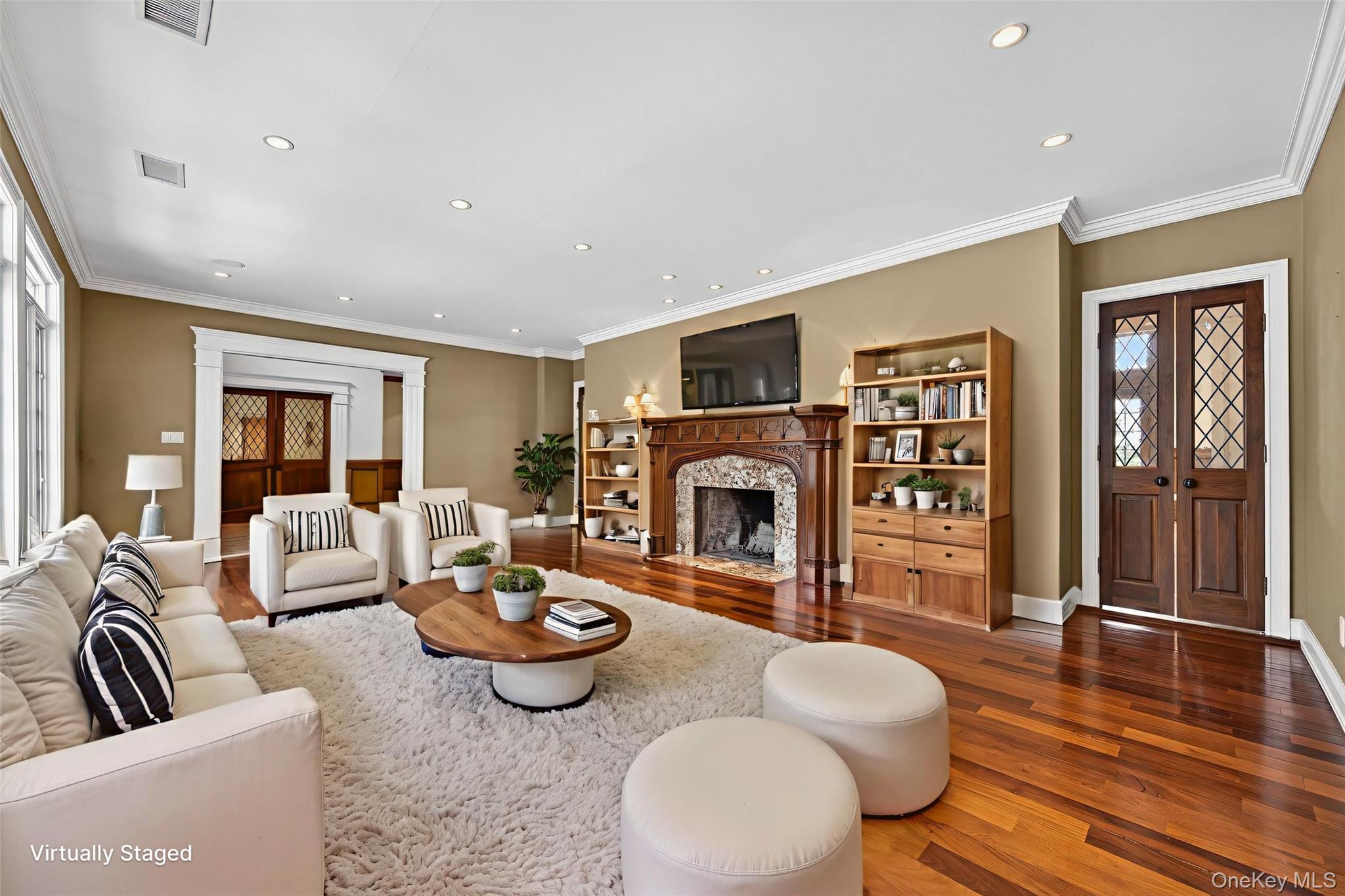 #6 photo, 220 Elderfields Road, 长岛 Manhasset , NY 11030