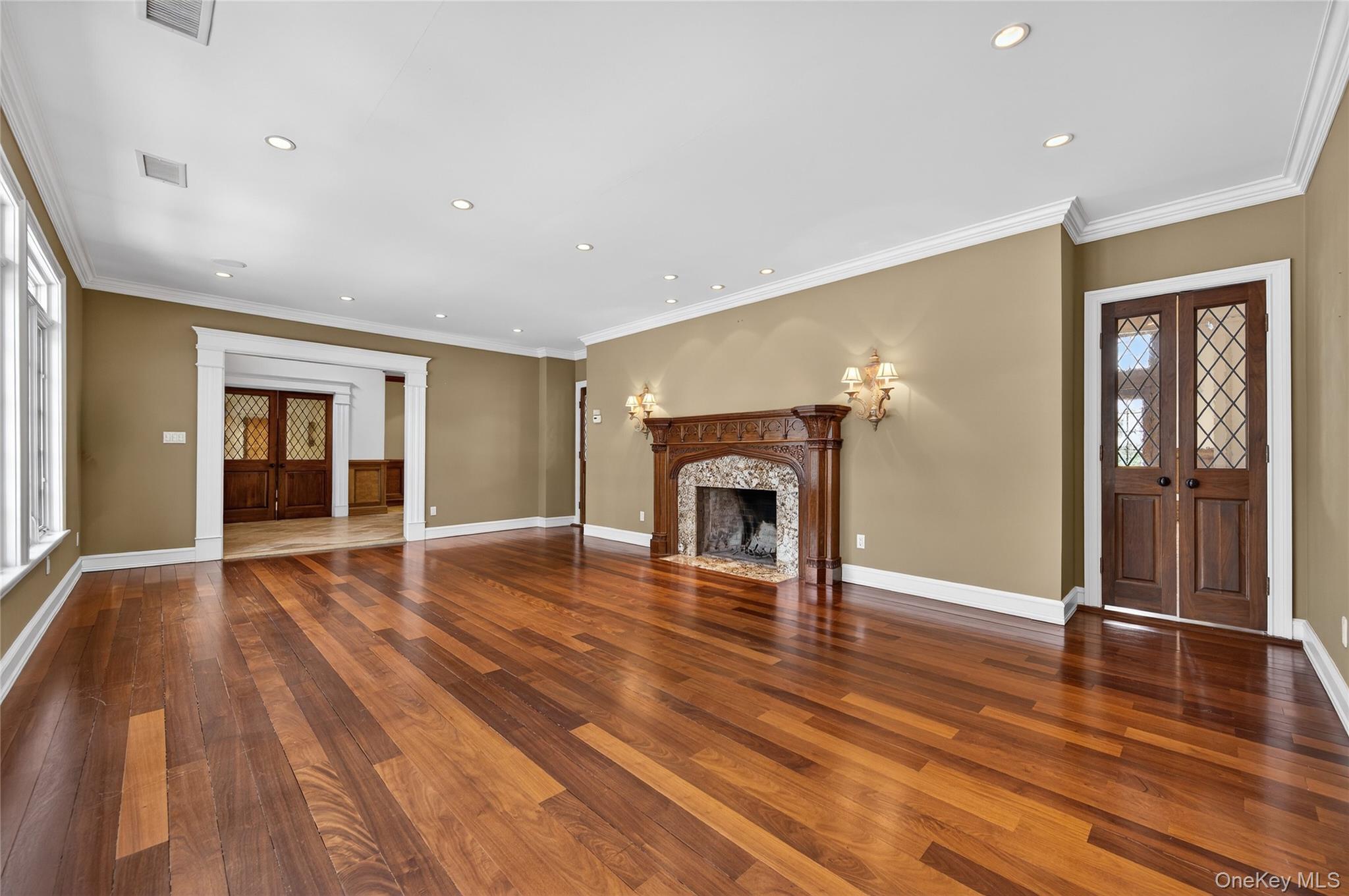 #7 photo, 220 Elderfields Road, 长岛 Manhasset , NY 11030