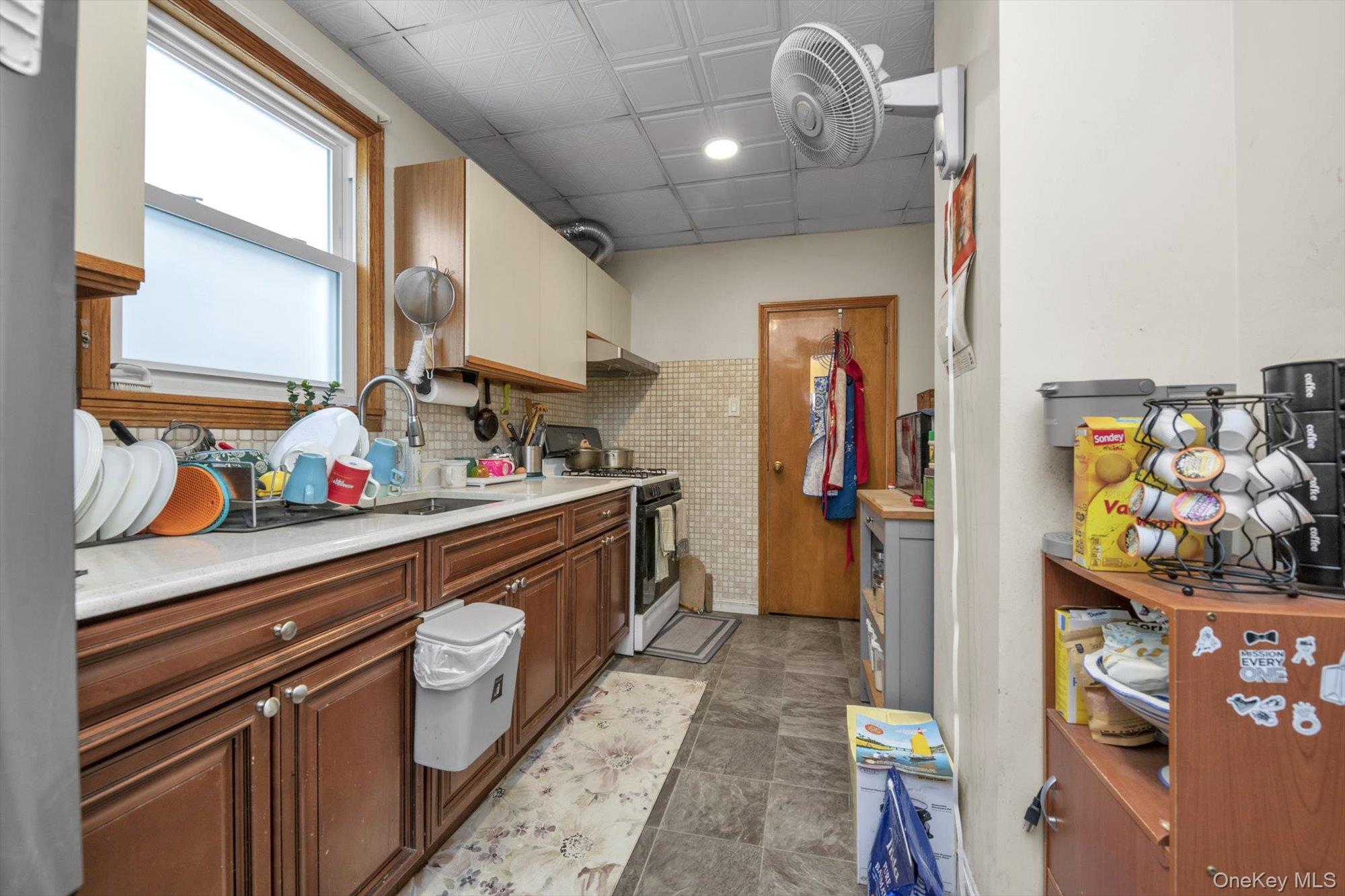 #11 photo, 70 Hinsdale Avenue, নাসাউ কাউন্টি Floral Park , NY 11001