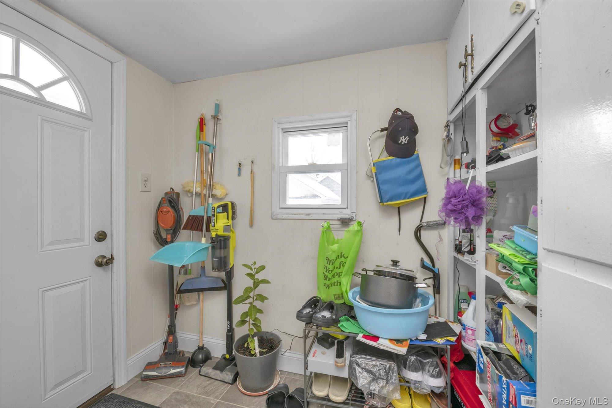 #12 photo, 70 Hinsdale Avenue, নাসাউ কাউন্টি Floral Park , NY 11001