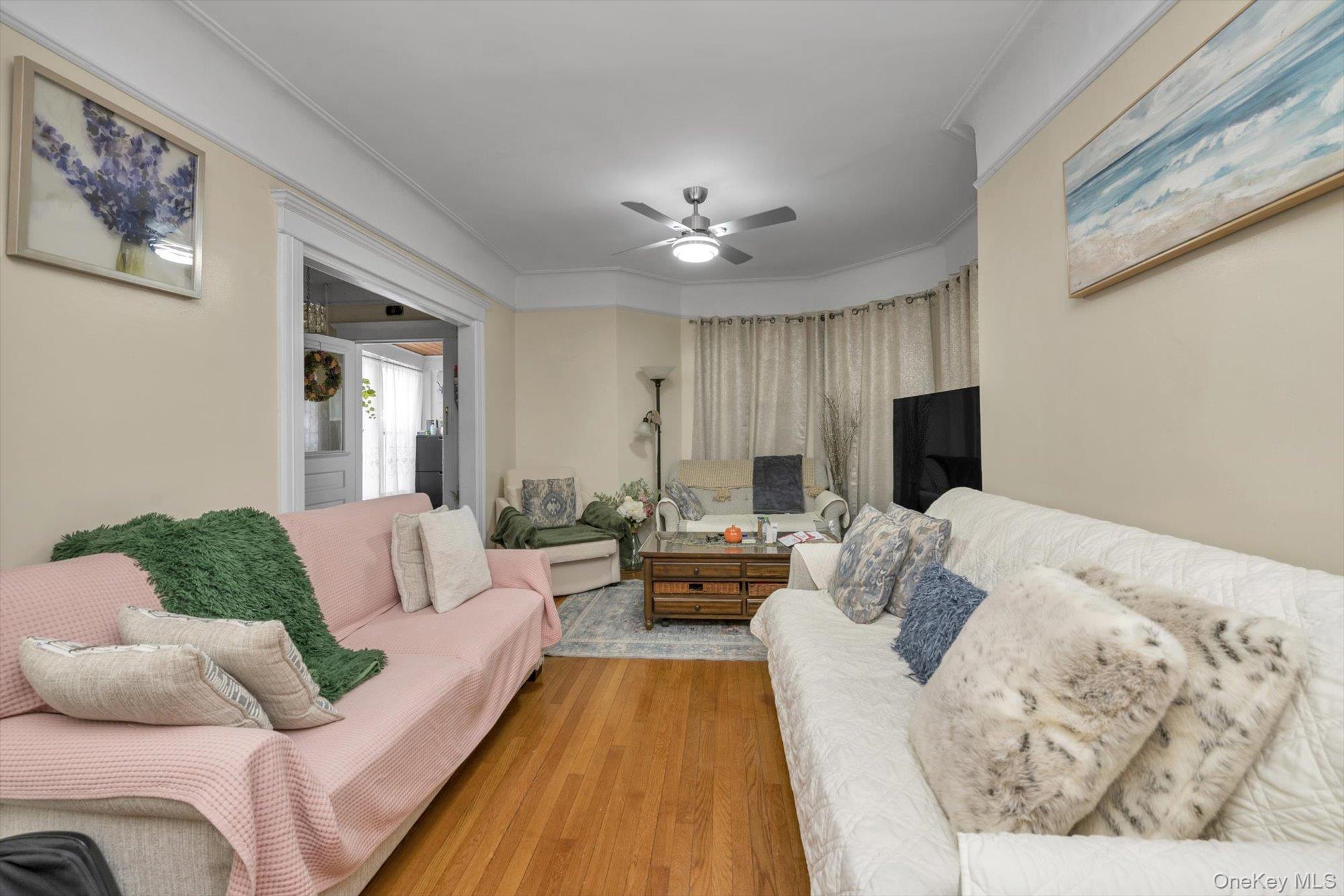 #6 photo, 70 Hinsdale Avenue, নাসাউ কাউন্টি Floral Park , NY 11001