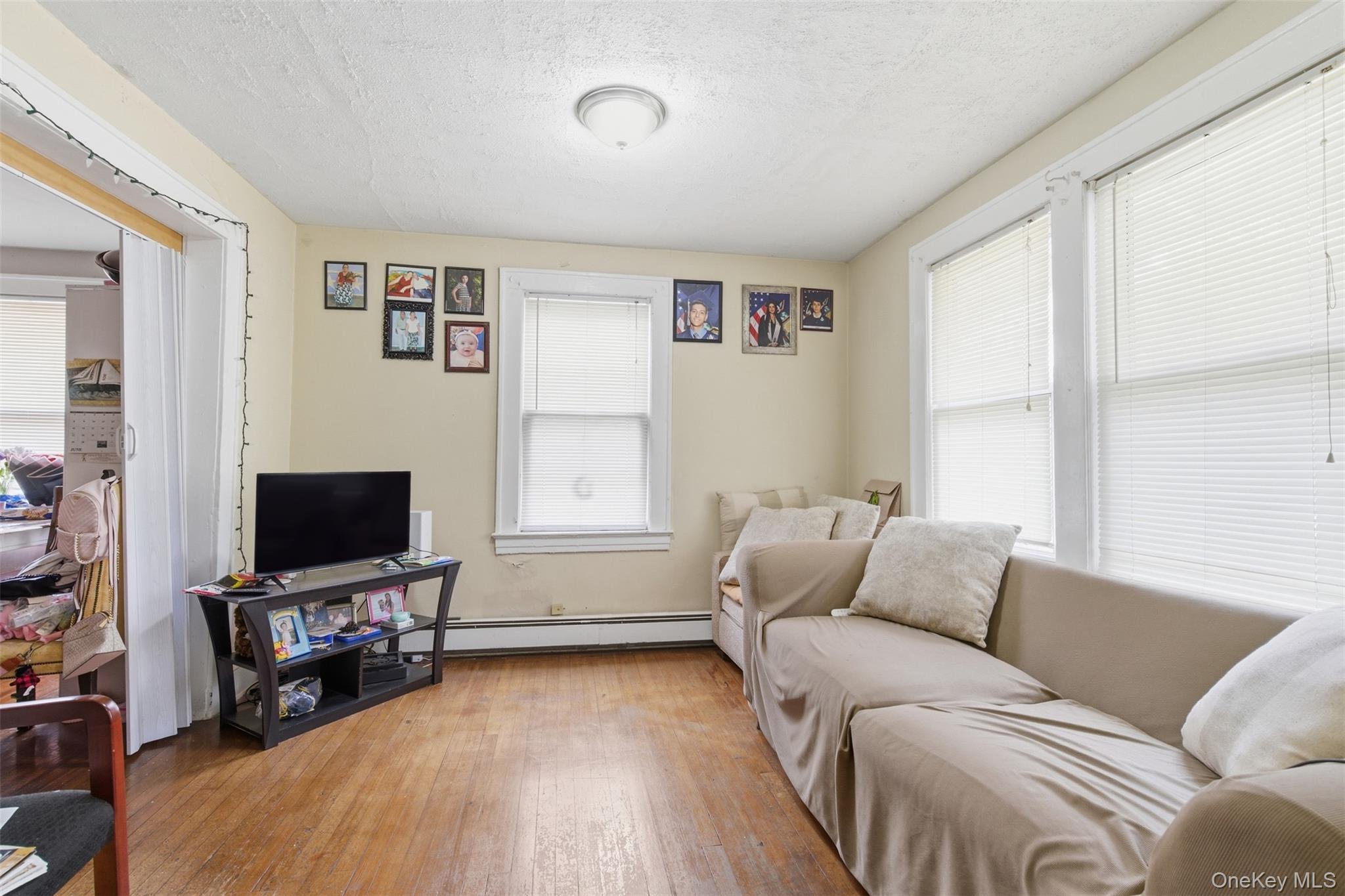 #3 photo, 7 Cheshire Street, 东长岛 Huntington Station , NY 11746