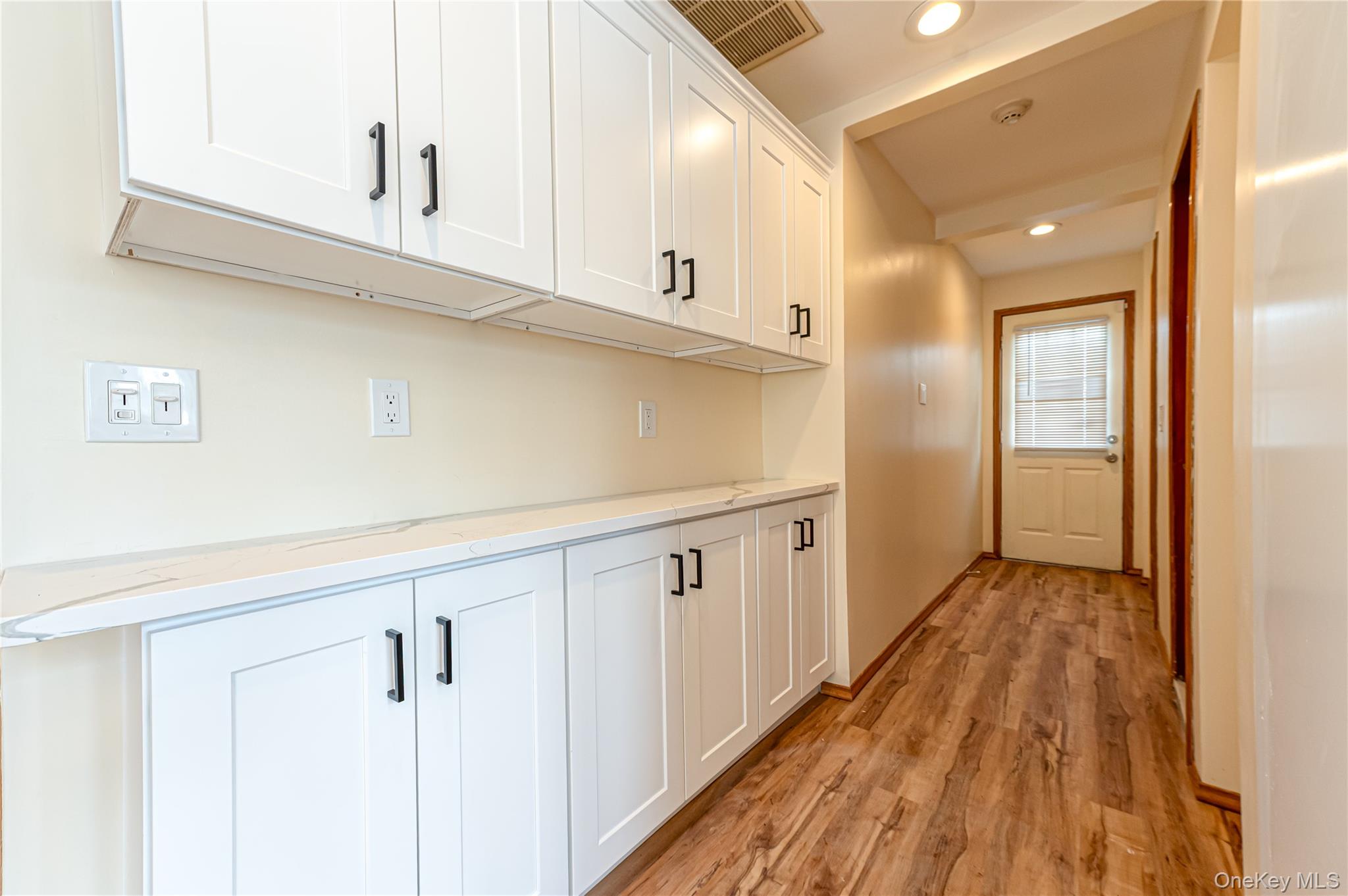 #15 photo, 59 Webster Avenue, 東長島 Ronkonkoma , NY 11779