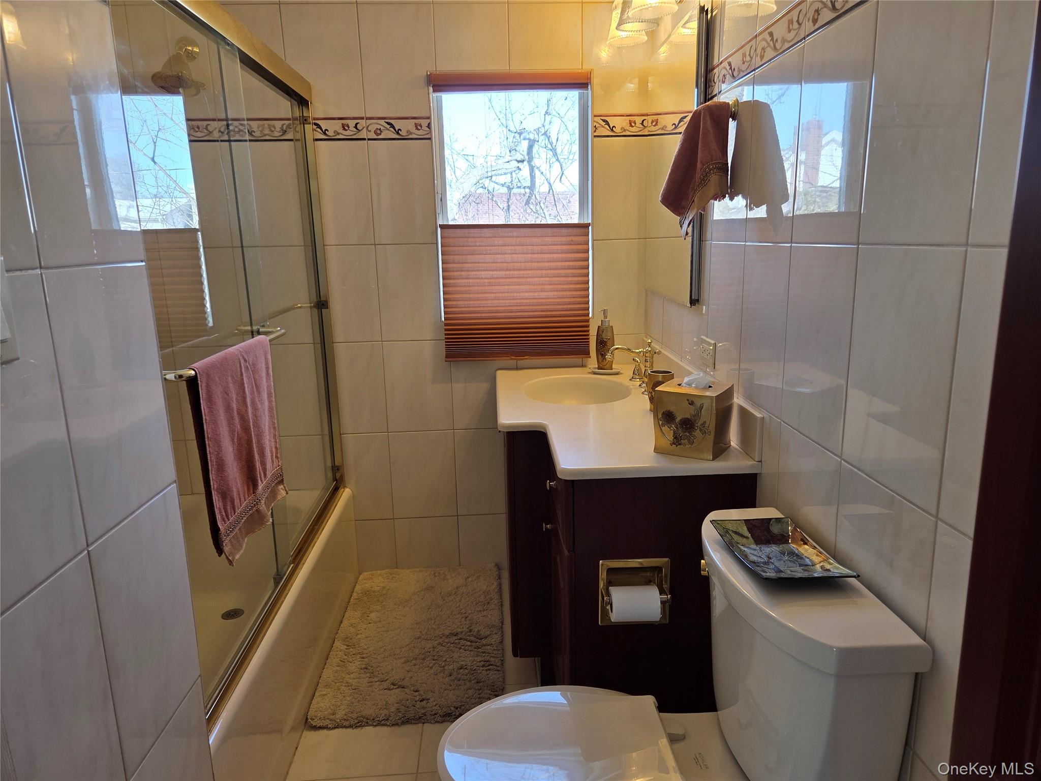 #10 photo, 912 Oaks Drive, নাসাউ কাউন্টি Franklin Square , NY 11010