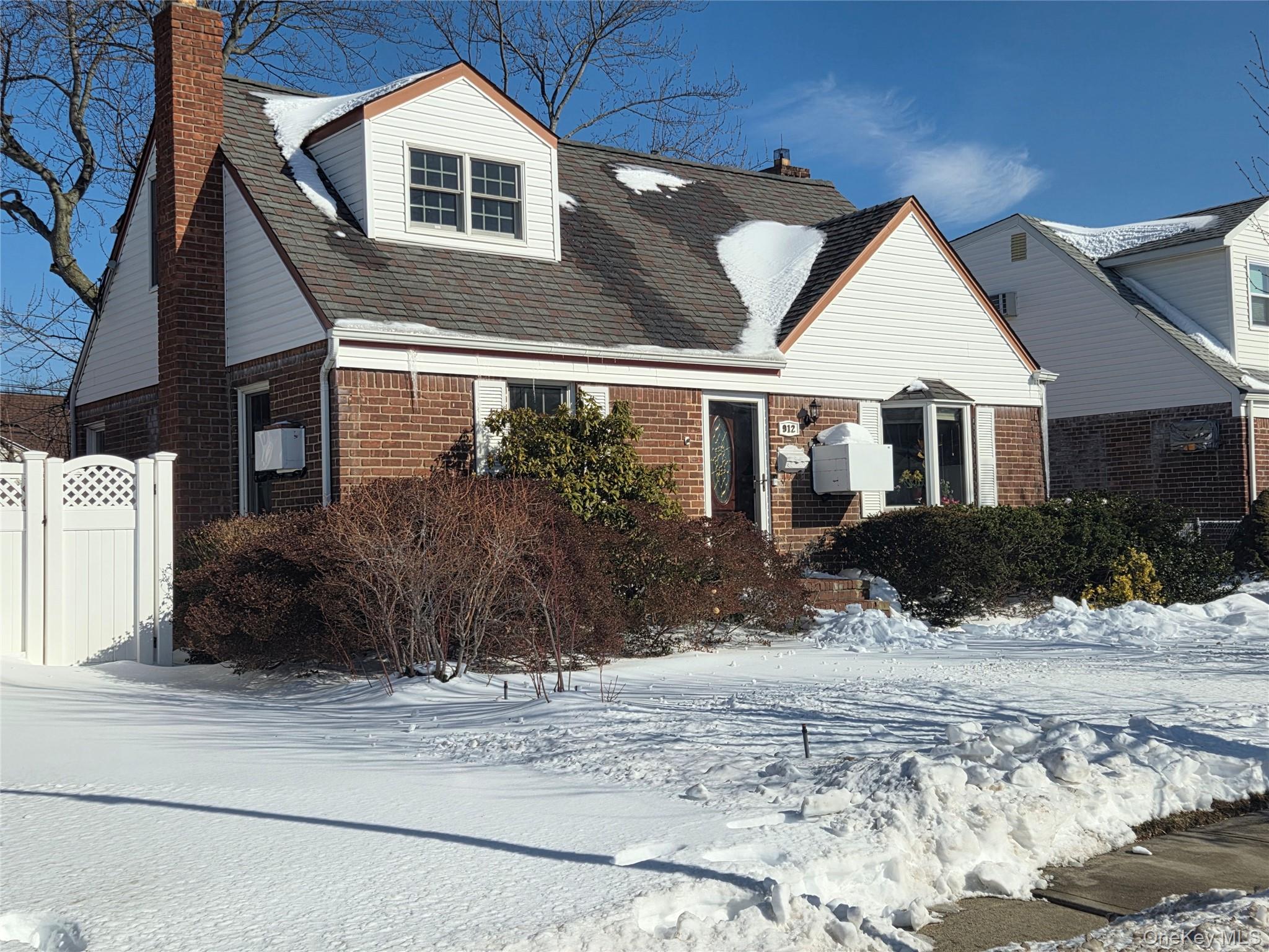 #2 photo, 912 Oaks Drive, নাসাউ কাউন্টি Franklin Square , NY 11010