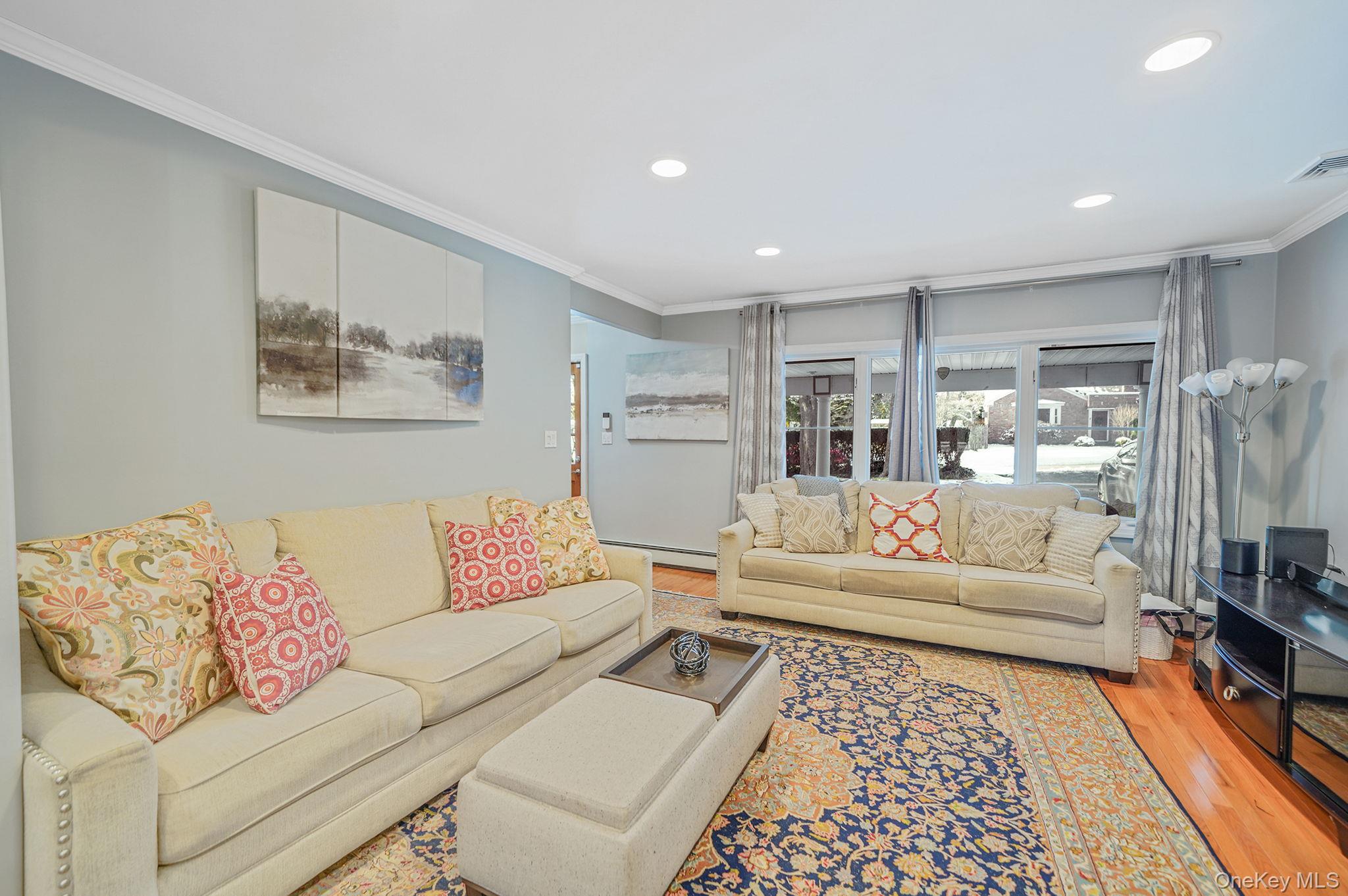 #11 photo, 6 Fairfields Lane, सफ़ोक काउंटी Huntington Station , NY 11746