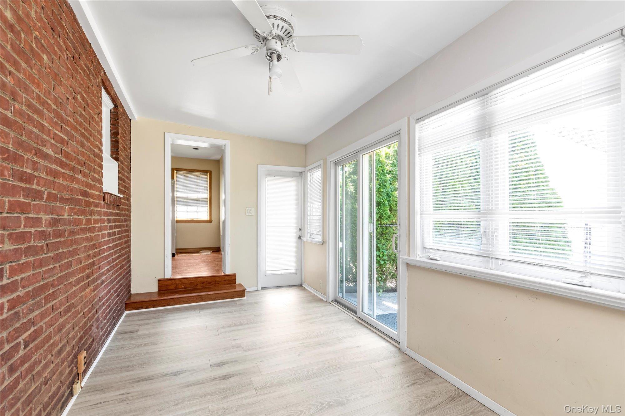 #11 photo, 18 Hathaway Drive, নাসাউ কাউন্টি Garden City , NY 11530