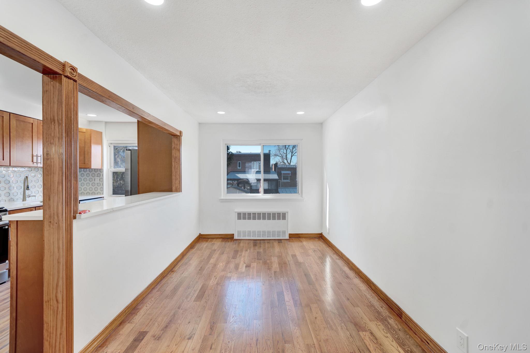 #13 photo, 1202 117th Street, クイーンズ区 College Point , NY 11356