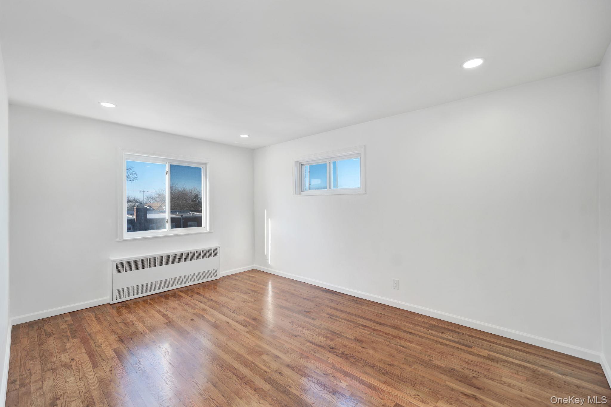 #20 photo, 1202 117th Street, クイーンズ区 College Point , NY 11356