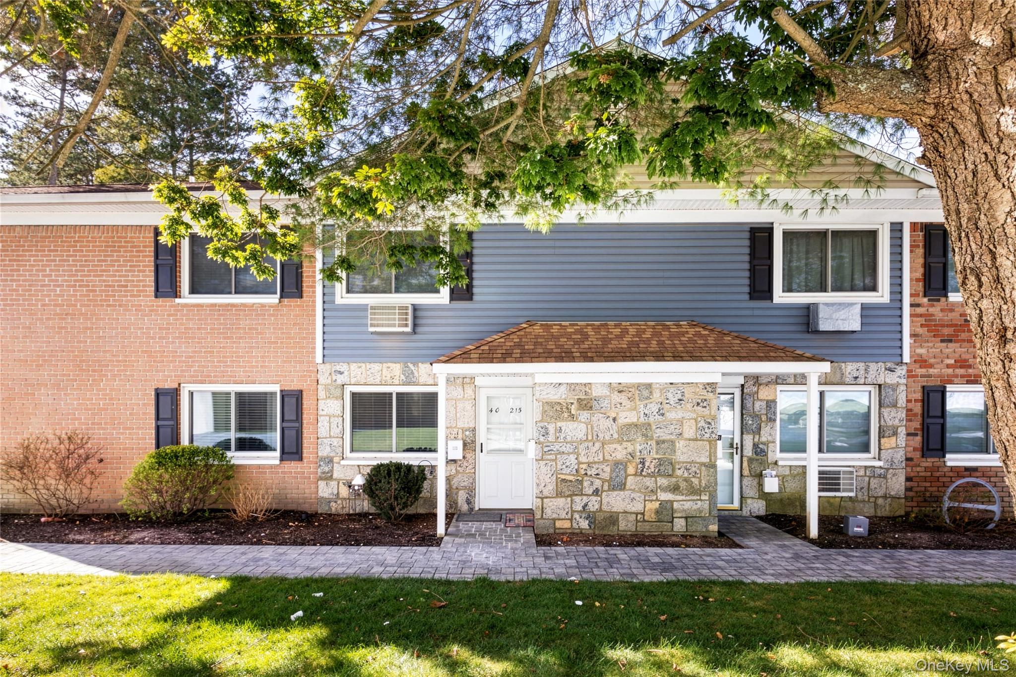 #1 photo, 40 W 4th Street, Саффолк ‖ Patchogue , NY 11772