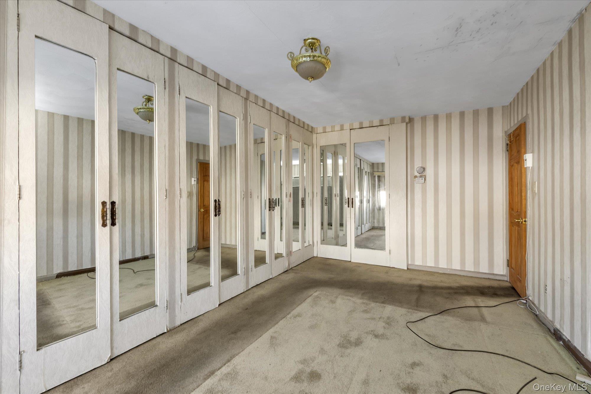 #10 photo, 621 Avenue Y, ブルックリン区 Brooklyn , NY 11235