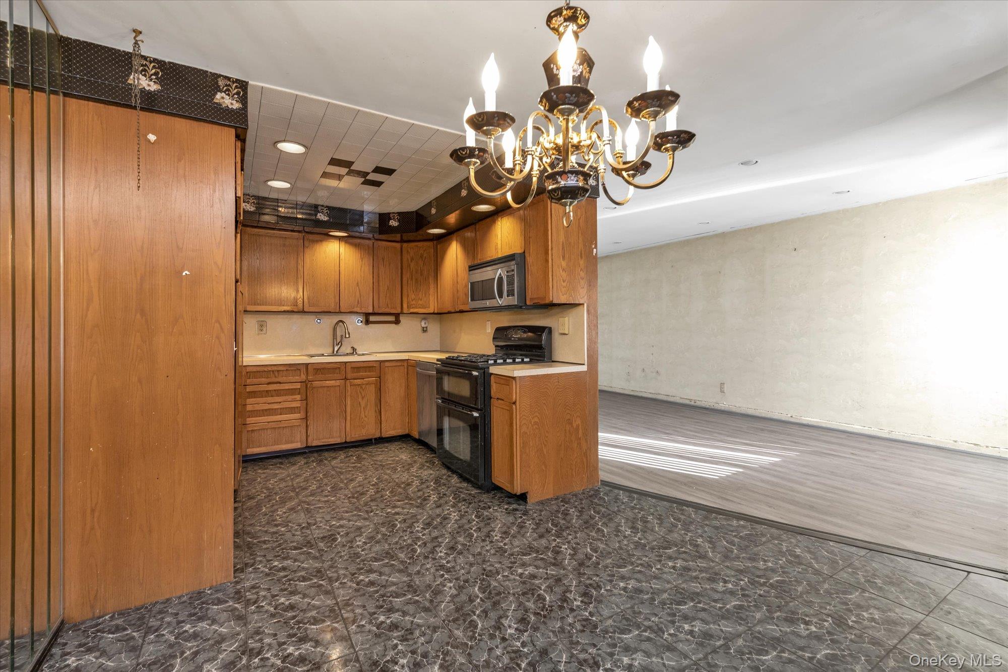 #3 photo, 621 Avenue Y, ブルックリン区 Brooklyn , NY 11235