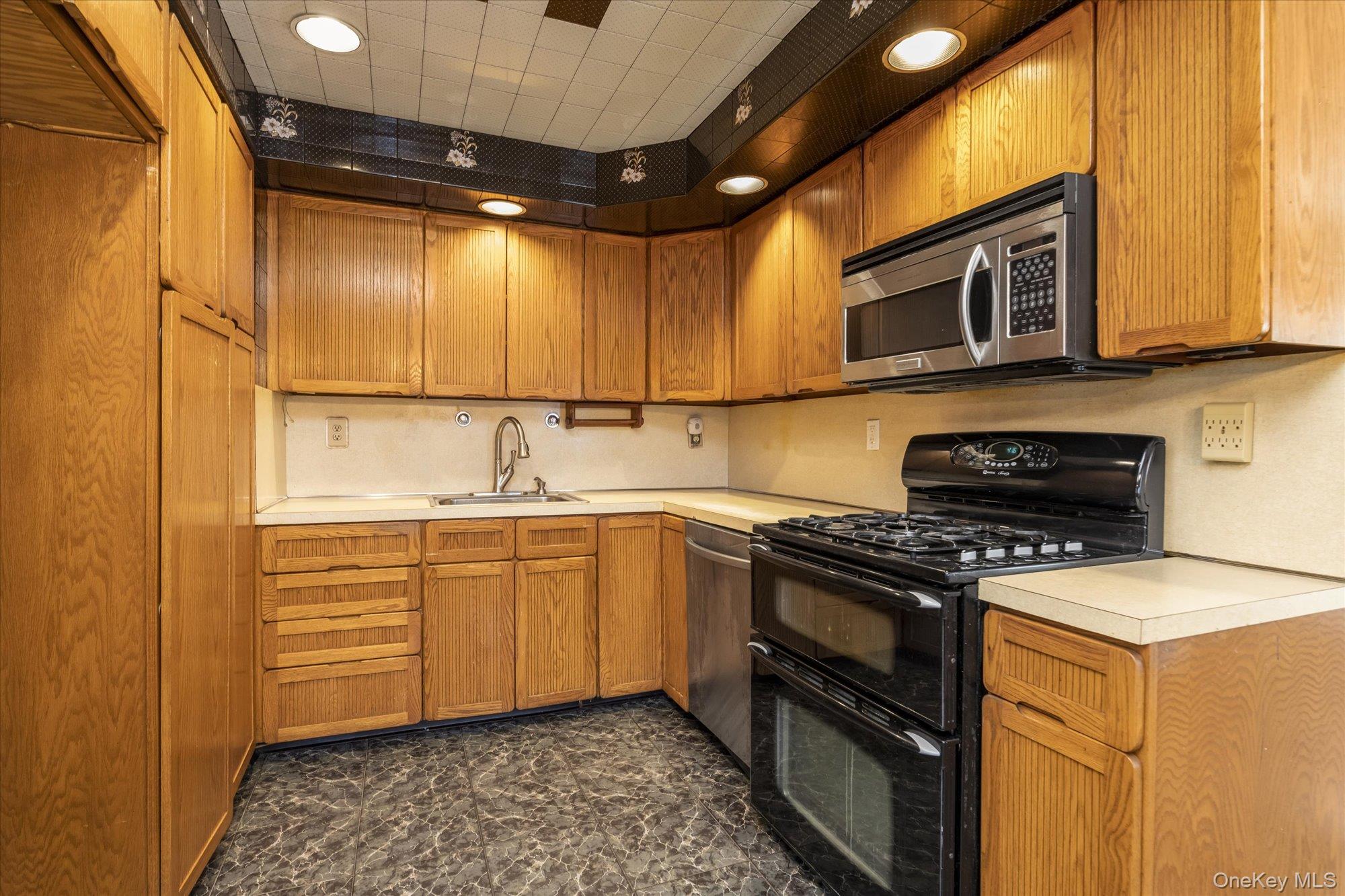 #5 photo, 621 Avenue Y, ブルックリン区 Brooklyn , NY 11235