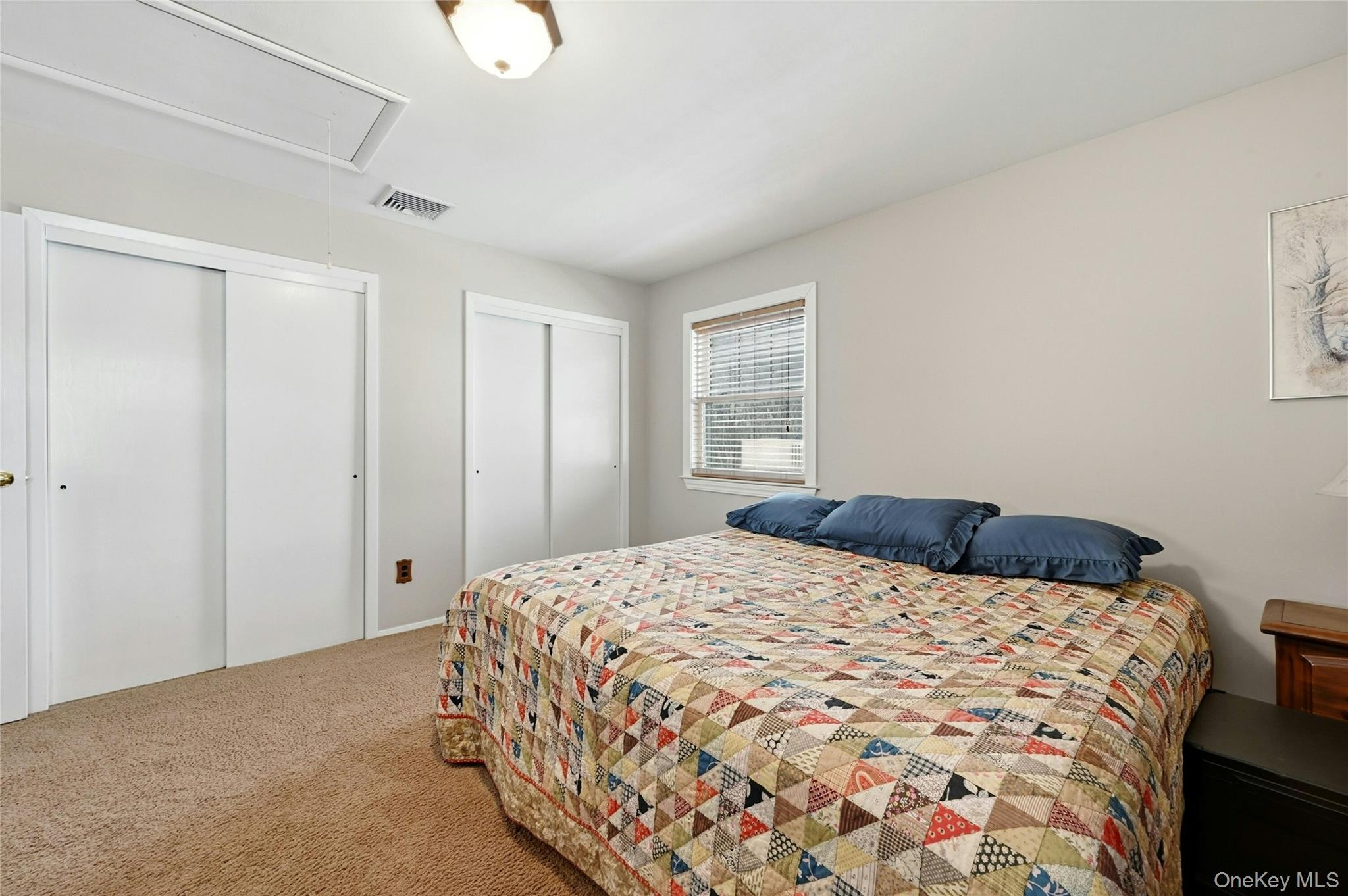 #17 photo, 26 Charles Circle, サフォーク郡 Islip , NY 11751