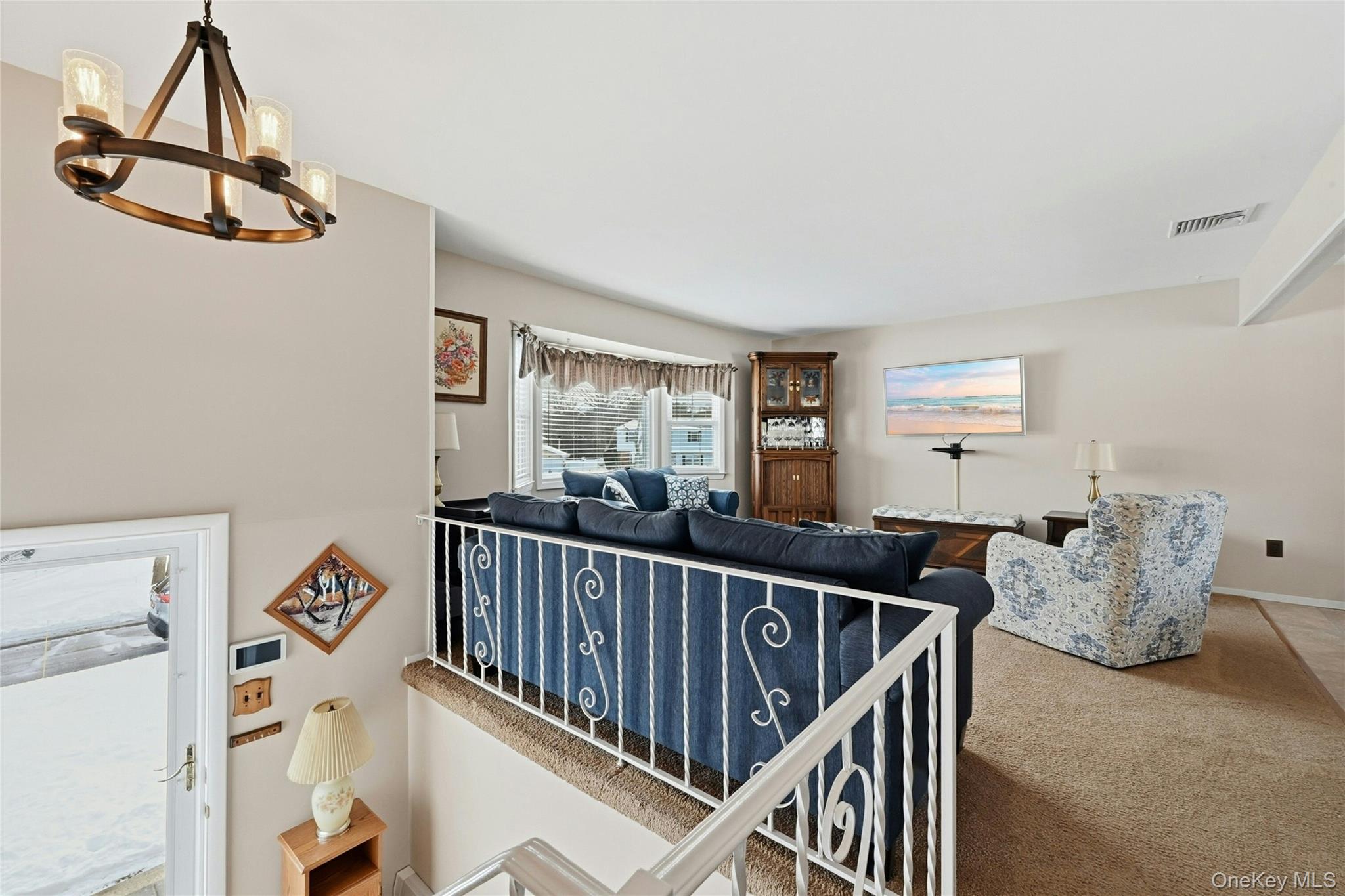 #18 photo, 26 Charles Circle, サフォーク郡 Islip , NY 11751