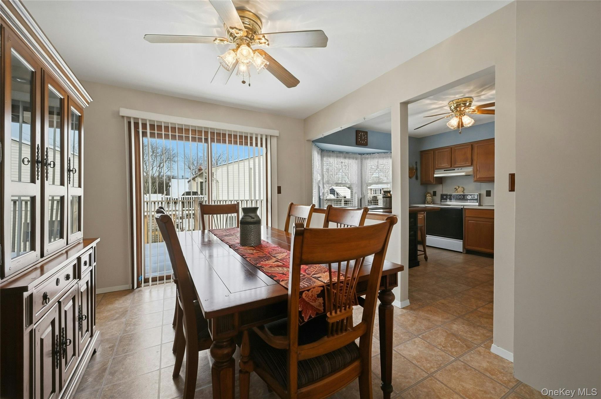 #7 photo, 26 Charles Circle, サフォーク郡 Islip , NY 11751