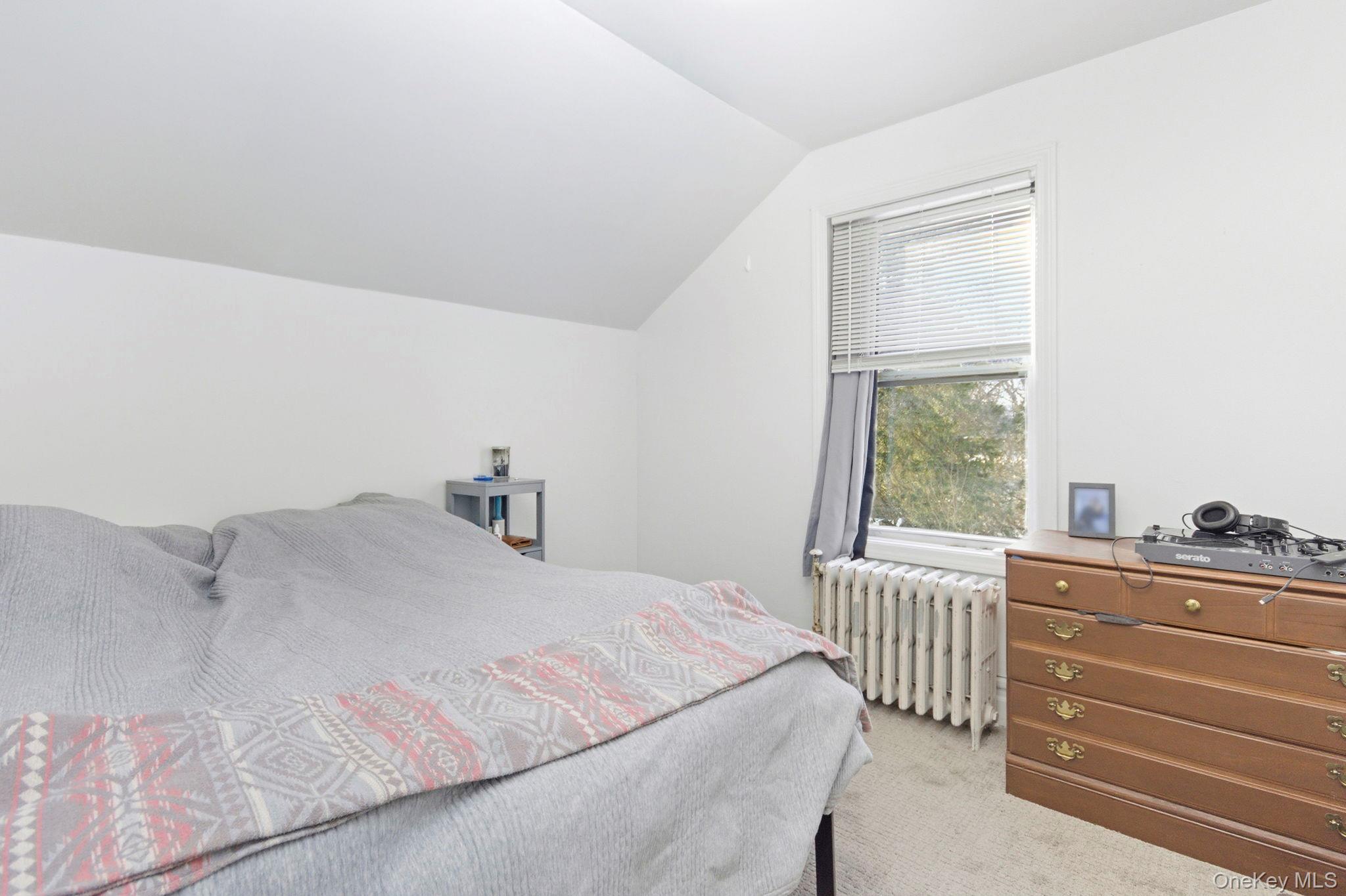 #12 photo, 85 Sunset Avenue, 뉴욕주 Poughkeepsie , NY 12601