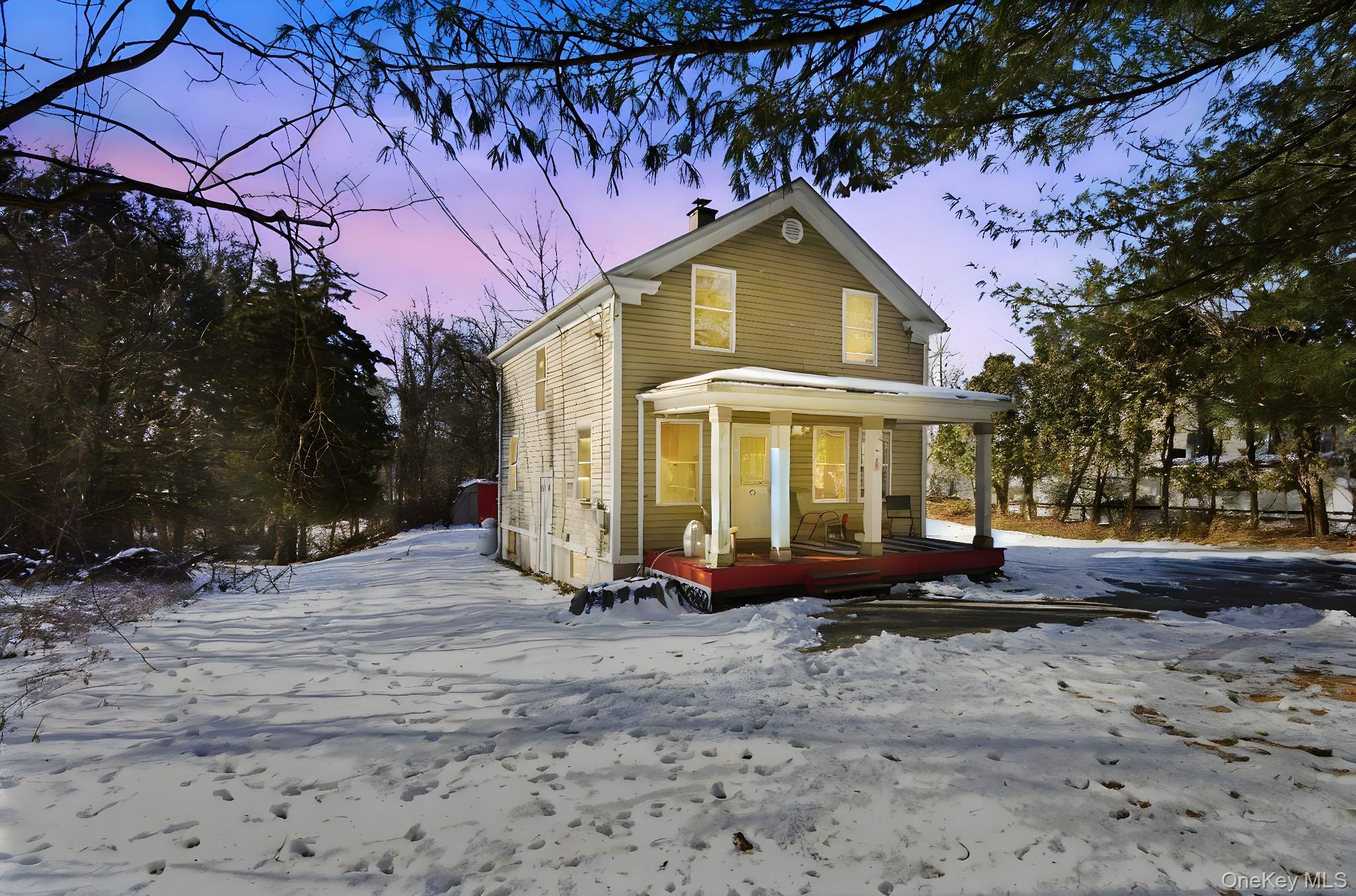 #2 photo, 85 Sunset Avenue, 뉴욕주 Poughkeepsie , NY 12601