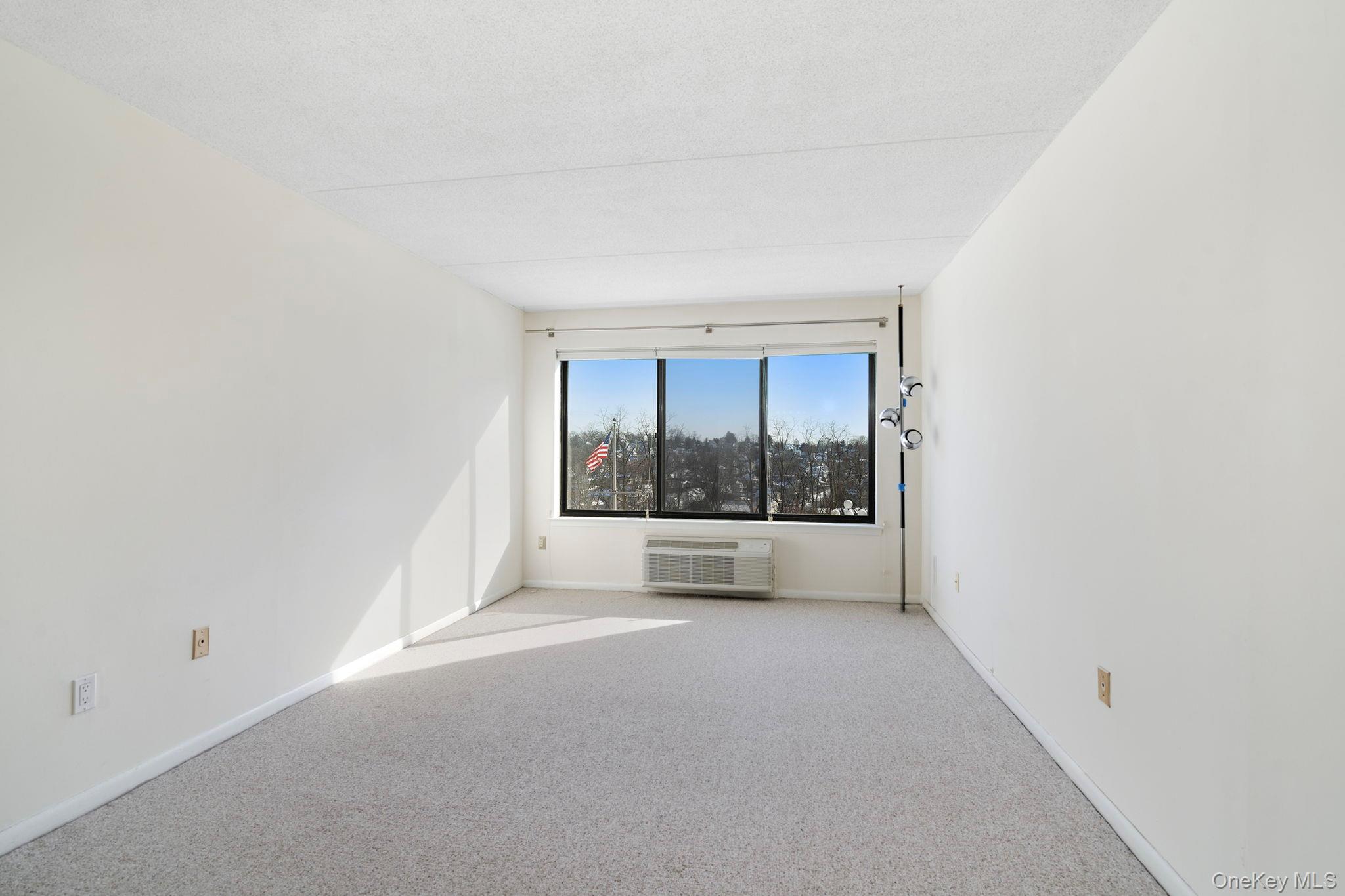 #13 photo, 300 High Point Drive, Hartsdale , NY 10530