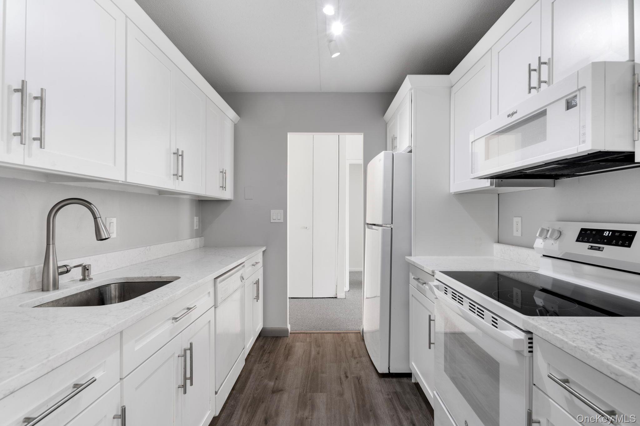 #3 photo, 300 High Point Drive, Hartsdale , NY 10530