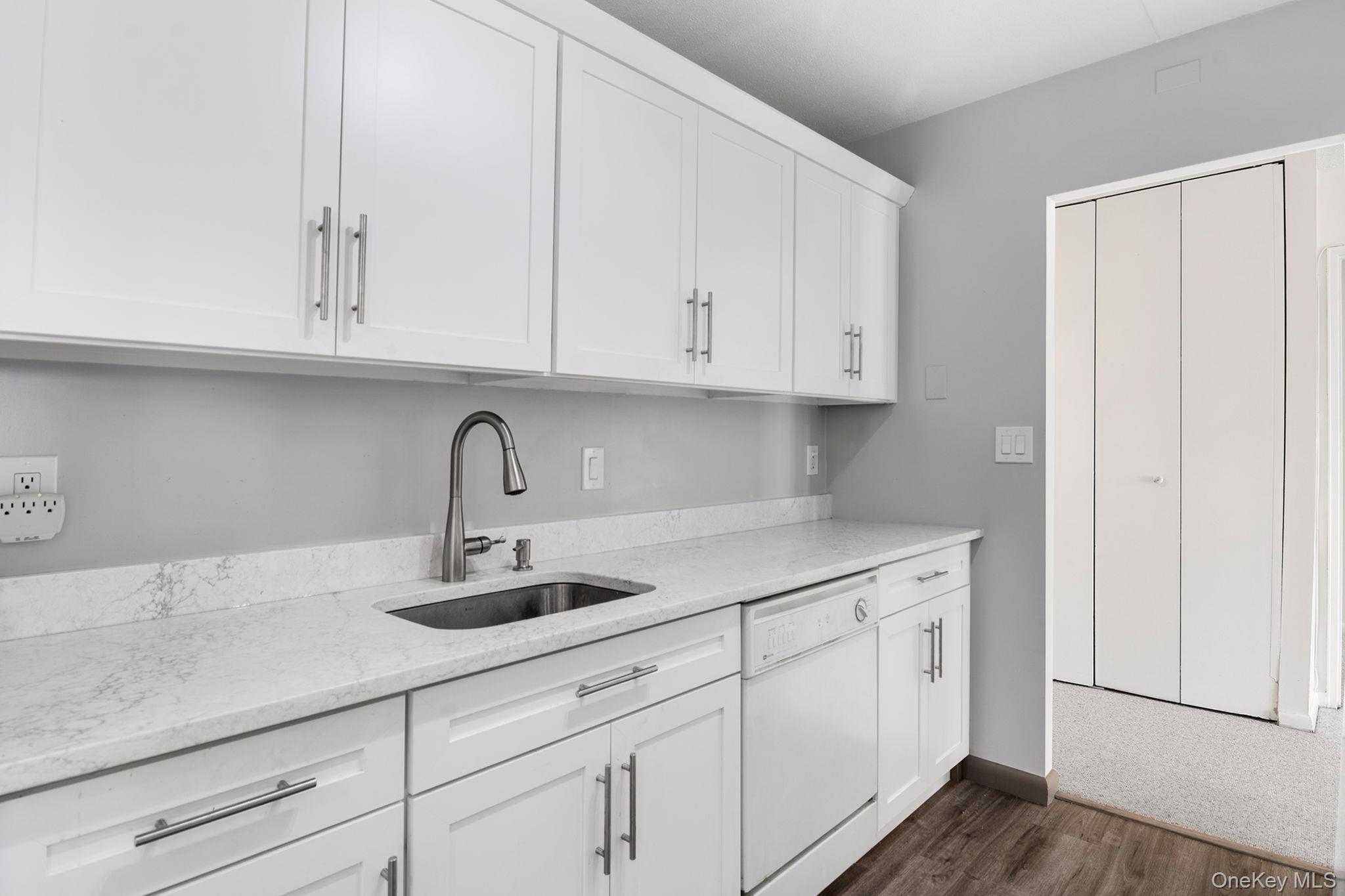 #5 photo, 300 High Point Drive, Hartsdale , NY 10530