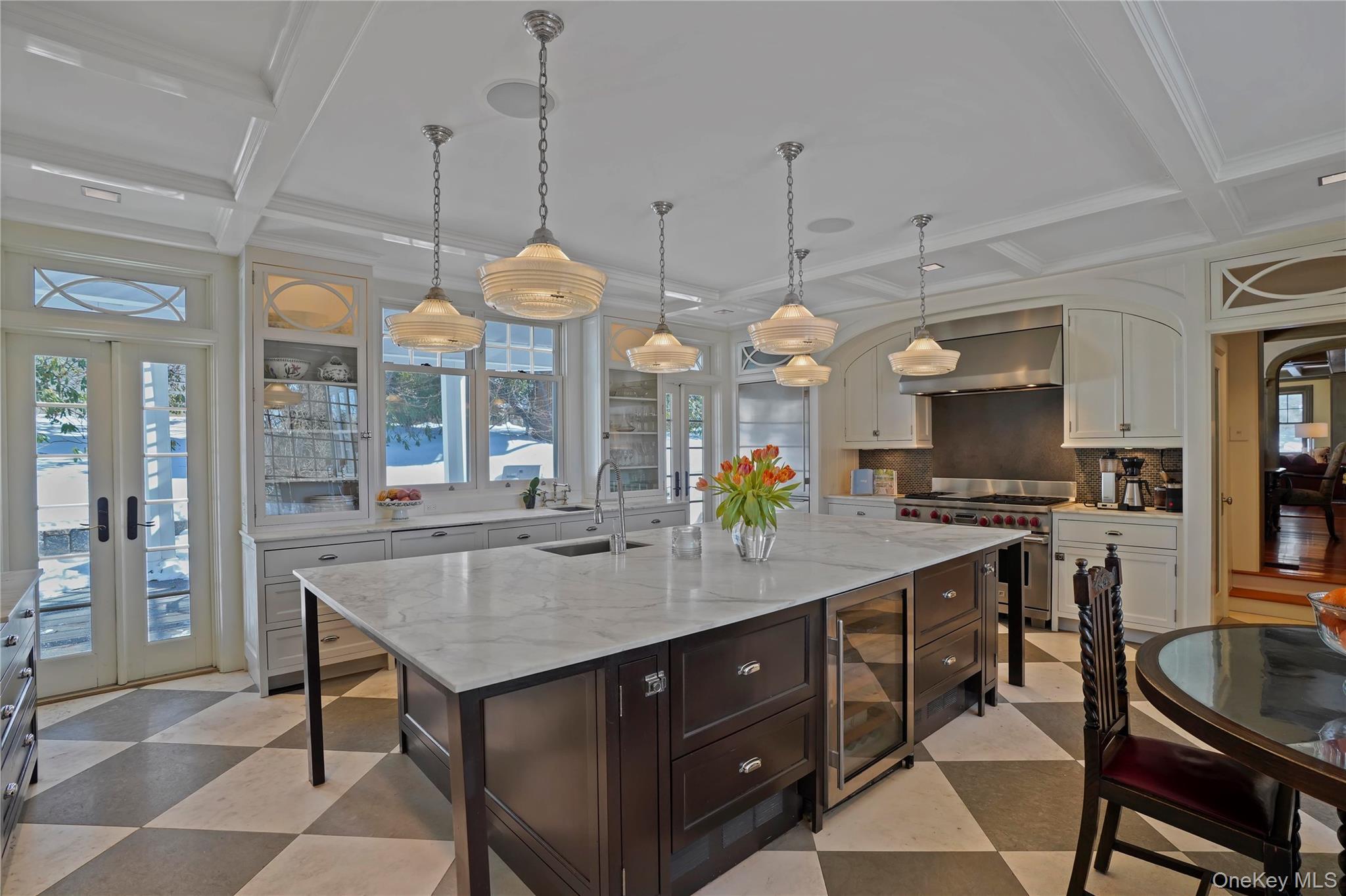 #17 photo, 534 Pelham Manor Road, Pelham , NY 10803