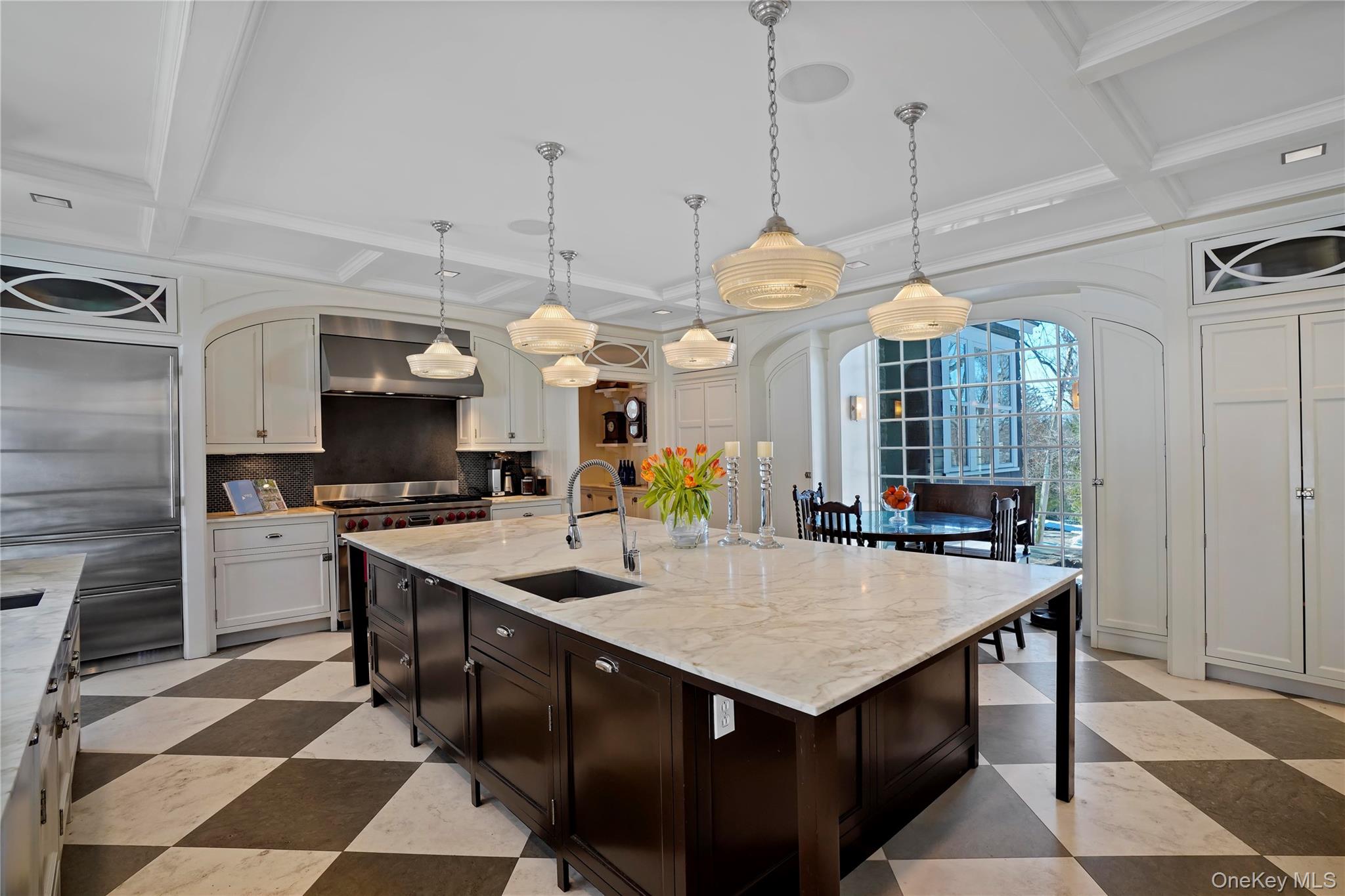 #18 photo, 534 Pelham Manor Road, Pelham , NY 10803