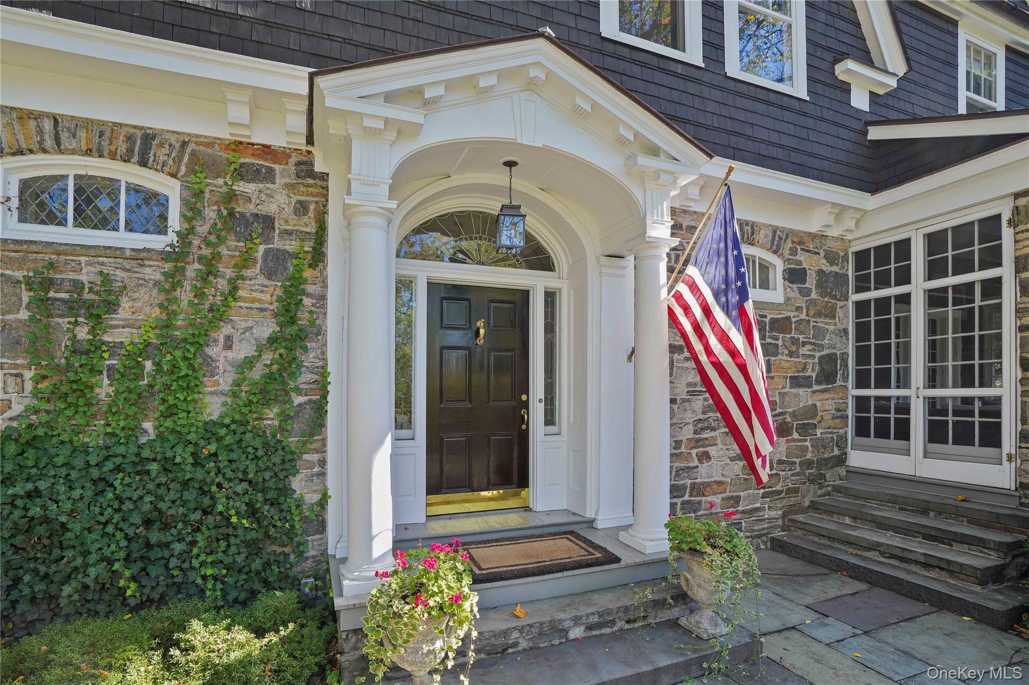 #5 photo, 534 Pelham Manor Road, Pelham , NY 10803