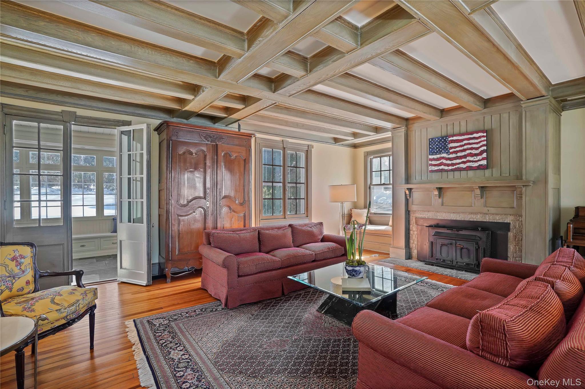 #8 photo, 534 Pelham Manor Road, Pelham , NY 10803