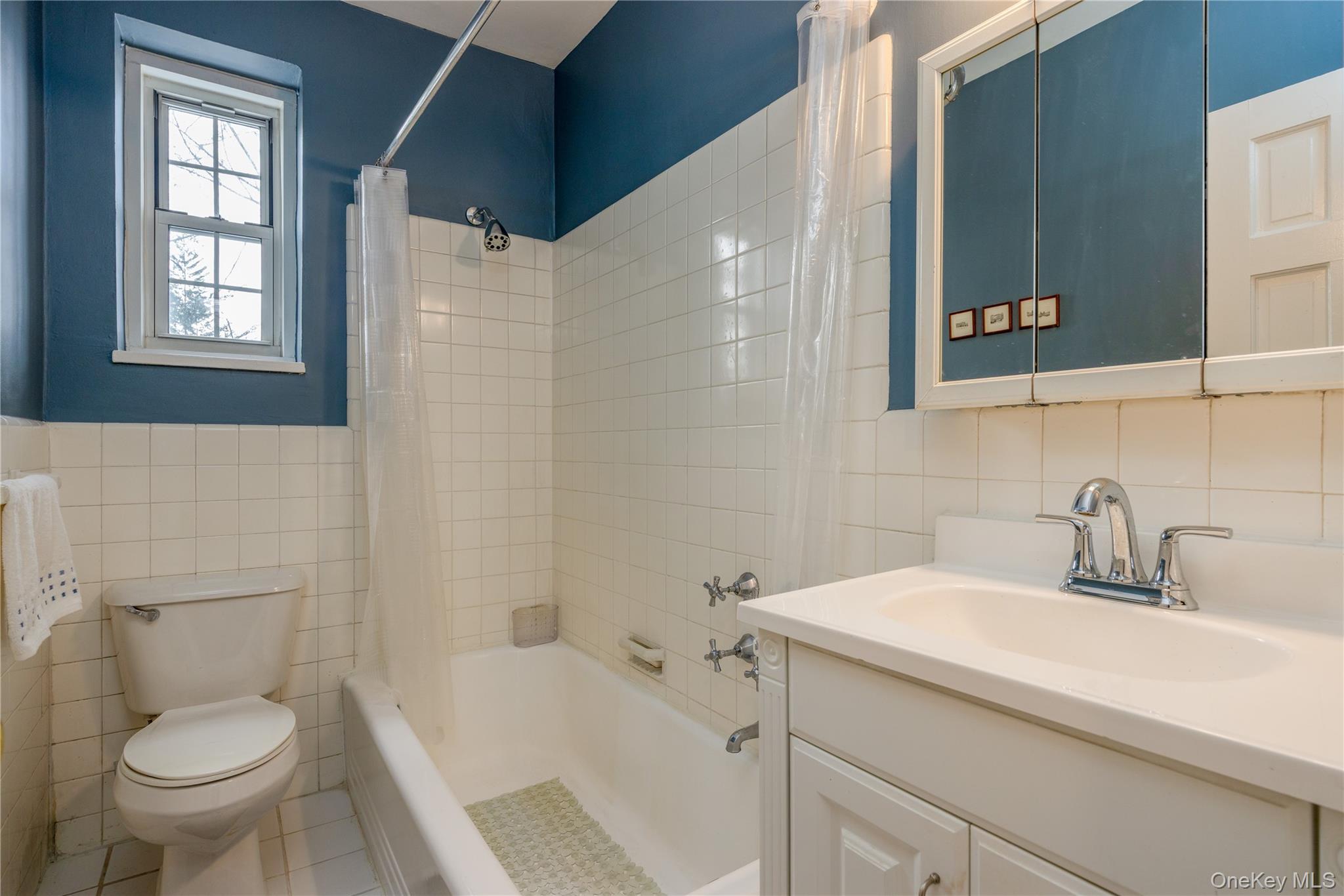 #14 photo, 5 Midland Gardens, Bronxville , NY 10708